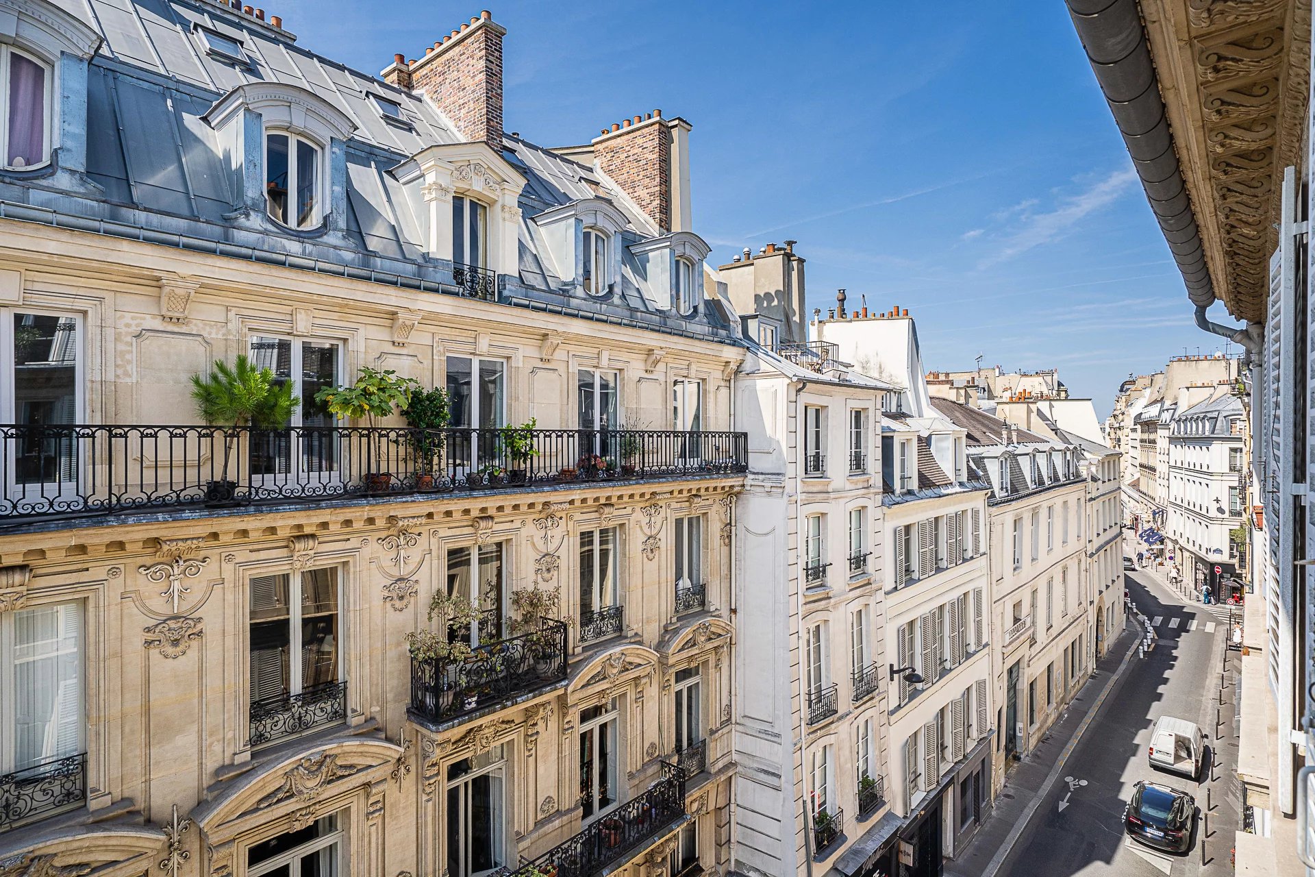 Saint-Sulpice and BON MARCHE 75007 75006 140 SQ.M (1,507 SQ FT) 3 BEDROOMS UNOBSTRUCTED VIEWS