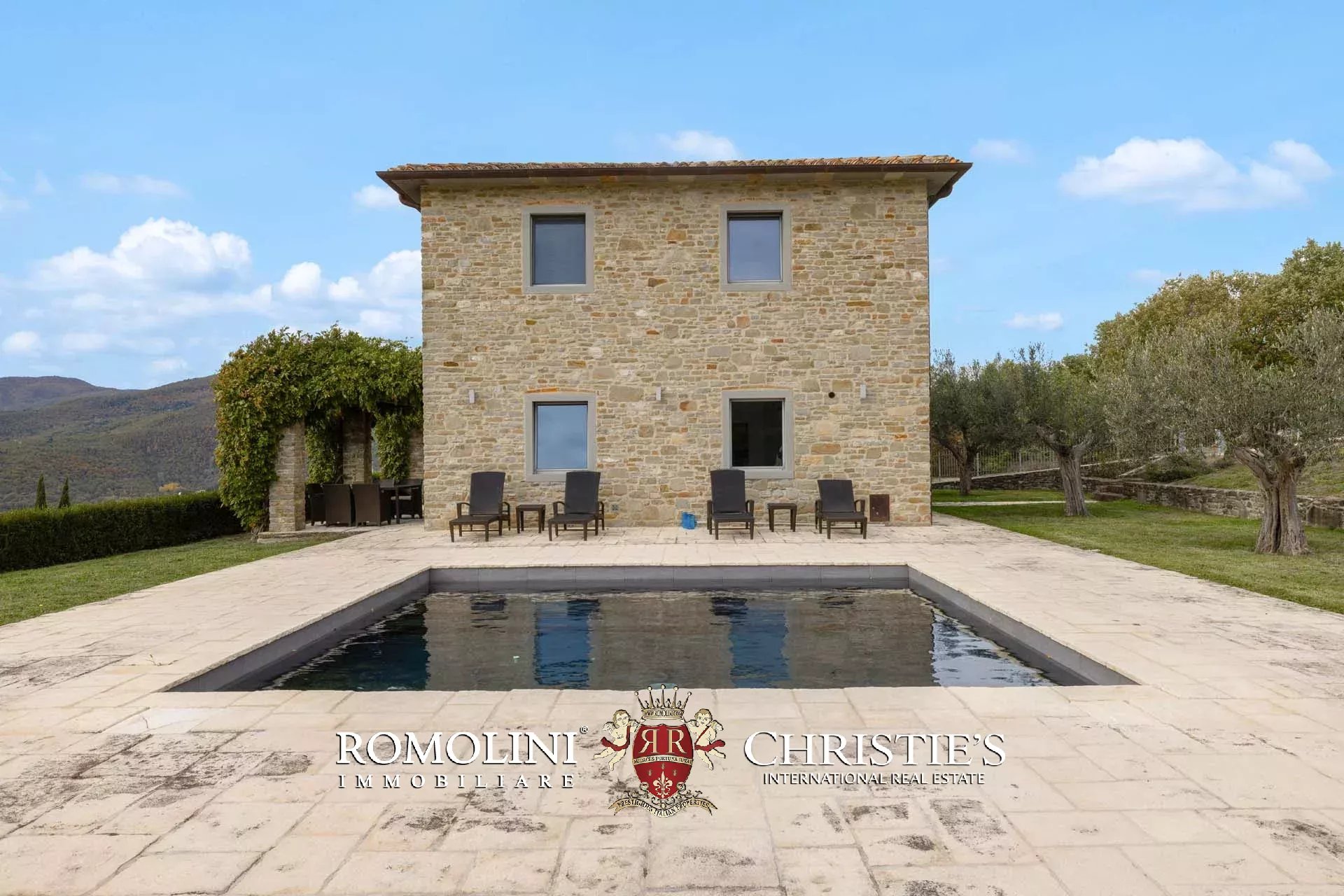7 Bedroom Villa/Townhouse's Image 92