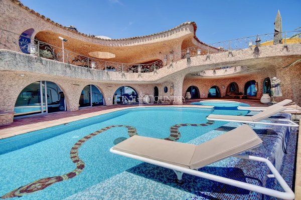 Grand Sea View Villa for Sale in Théoule-sur-Mer | Legacy Estate — photo 5