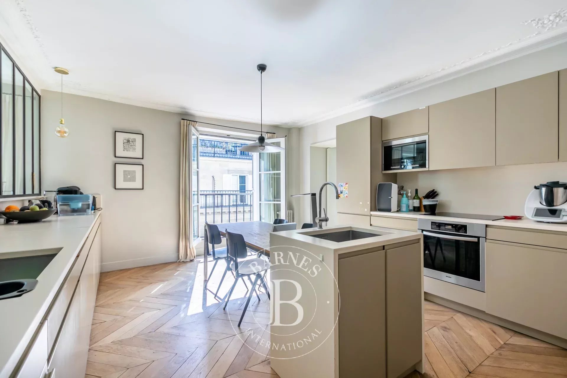 Daire Paris 1er - picture 7