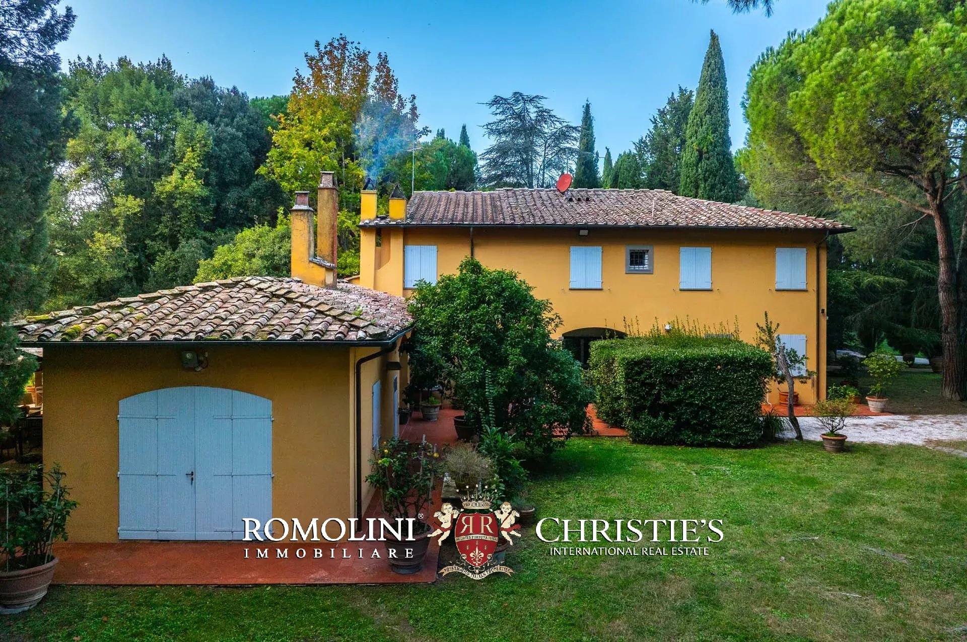 4 Bedroom Villa/Townhouse's Image 5