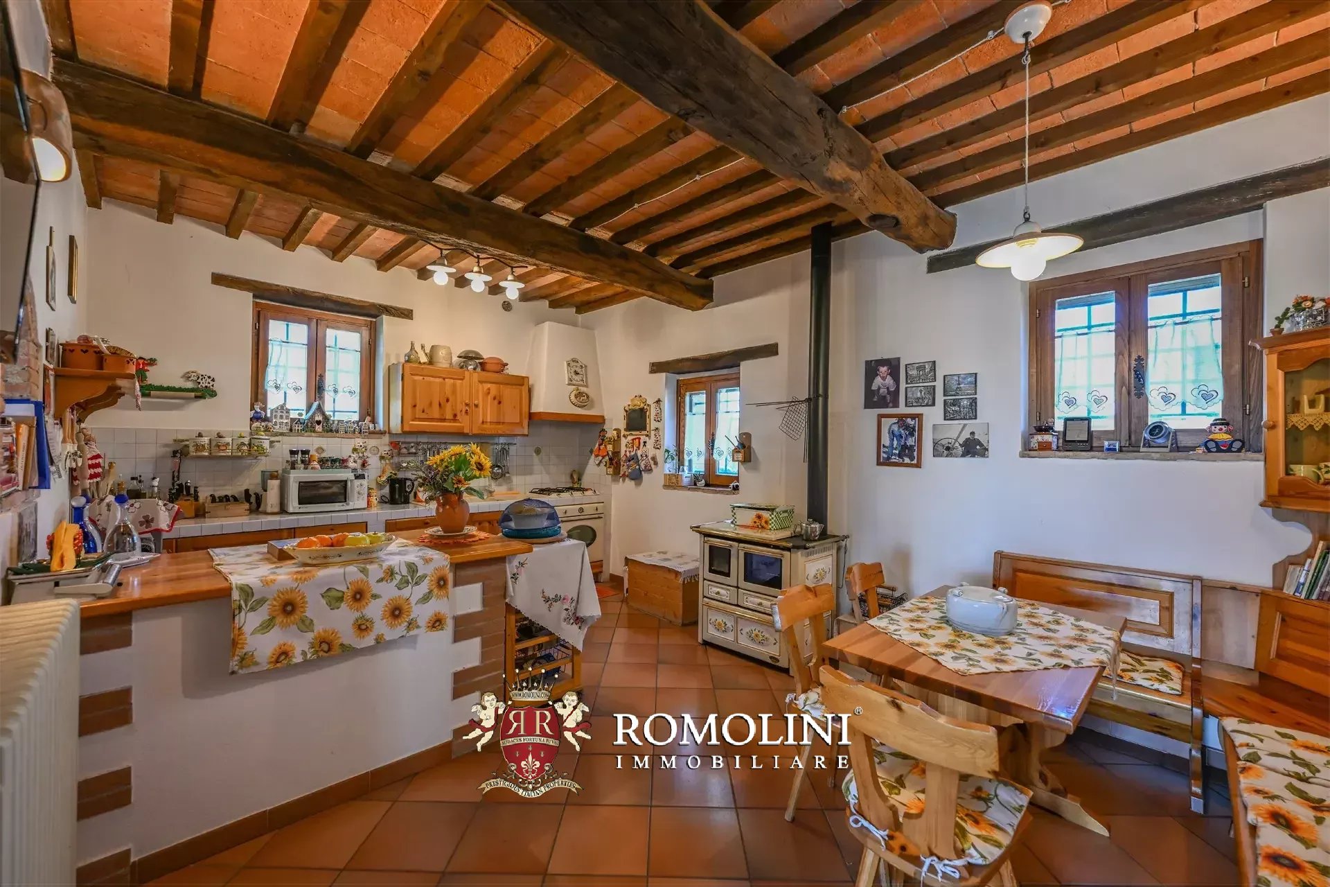5 Bedroom Villa/Townhouse's Image 29