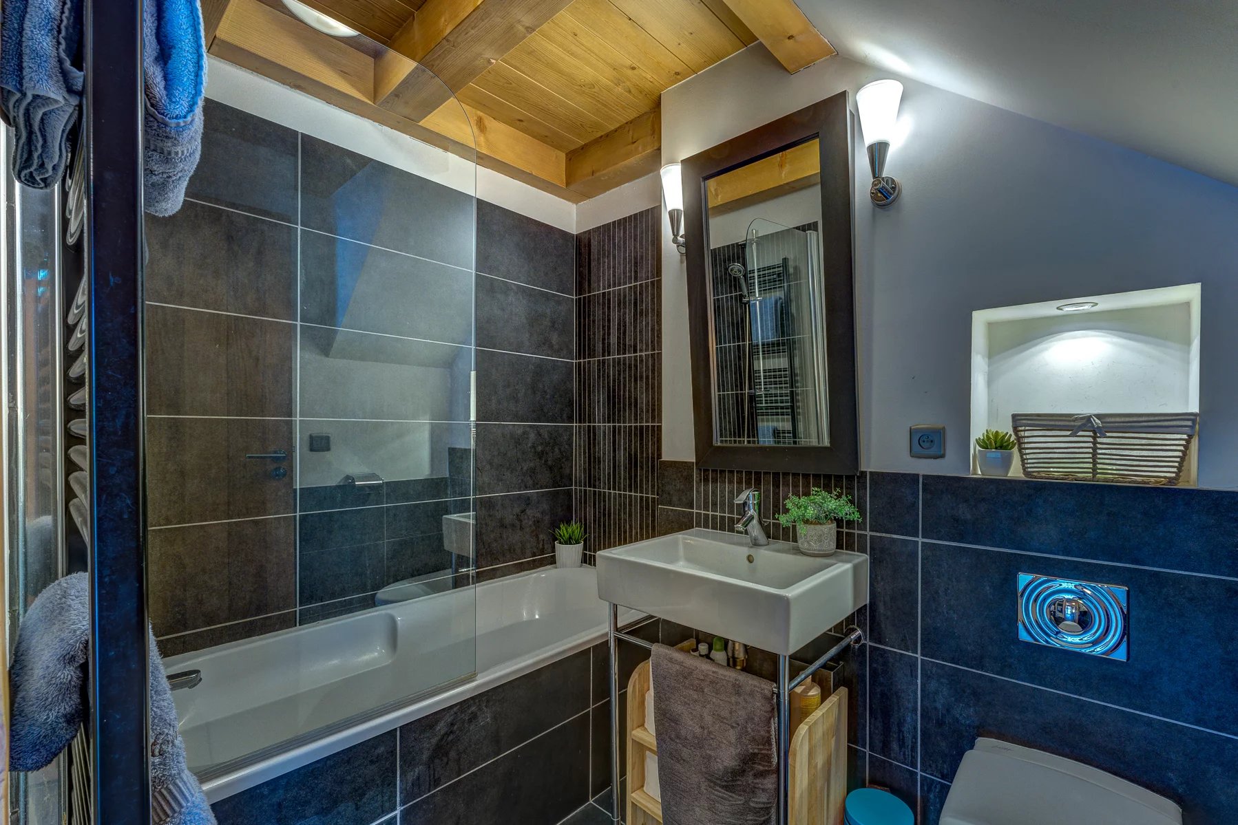 Photo of LES HOUCHES : 4-bedroom apartment over four floors with breathtaking views