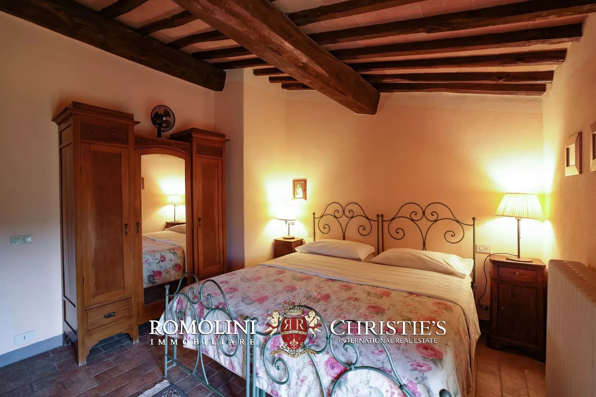 19 Bedroom Villa/Townhouse's Image 41
