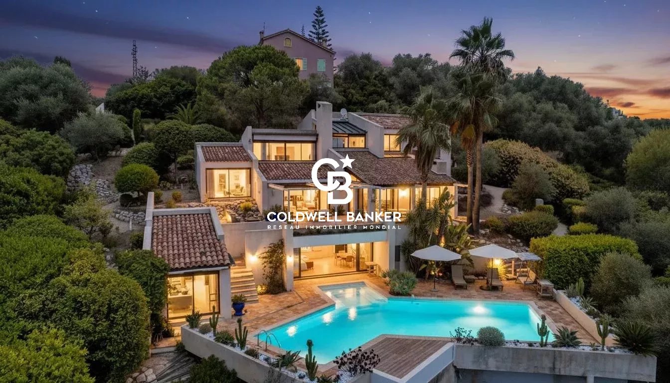 Villa d’Architecte à fort potentiel – Nice Gairaut
