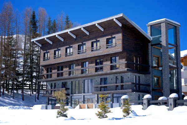 Luxury Alpine Villa Valberg | 7-Bed Family Estate with Spa & Ski Room — photo 6