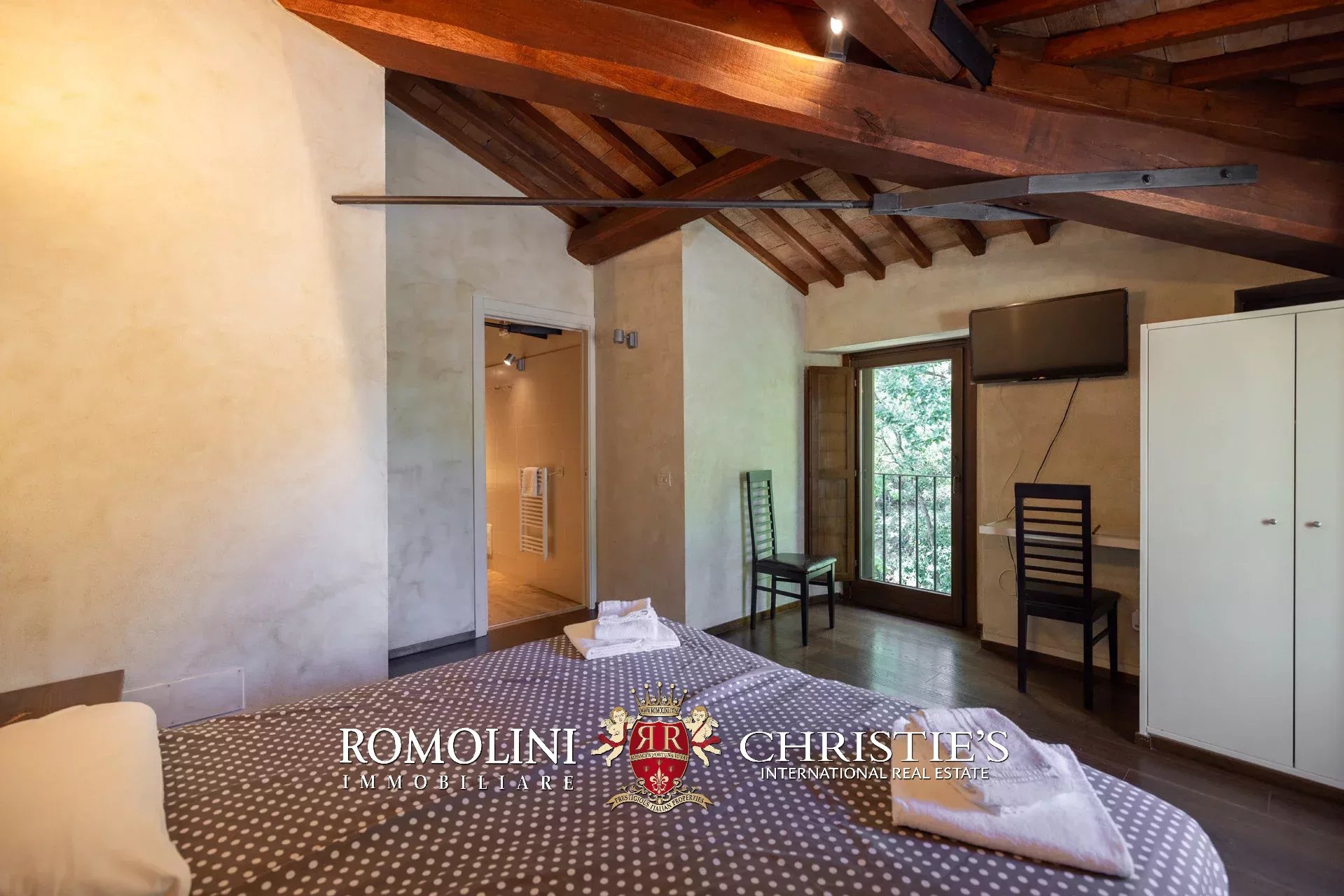 27 Bedroom Villa/Townhouse's Image 72