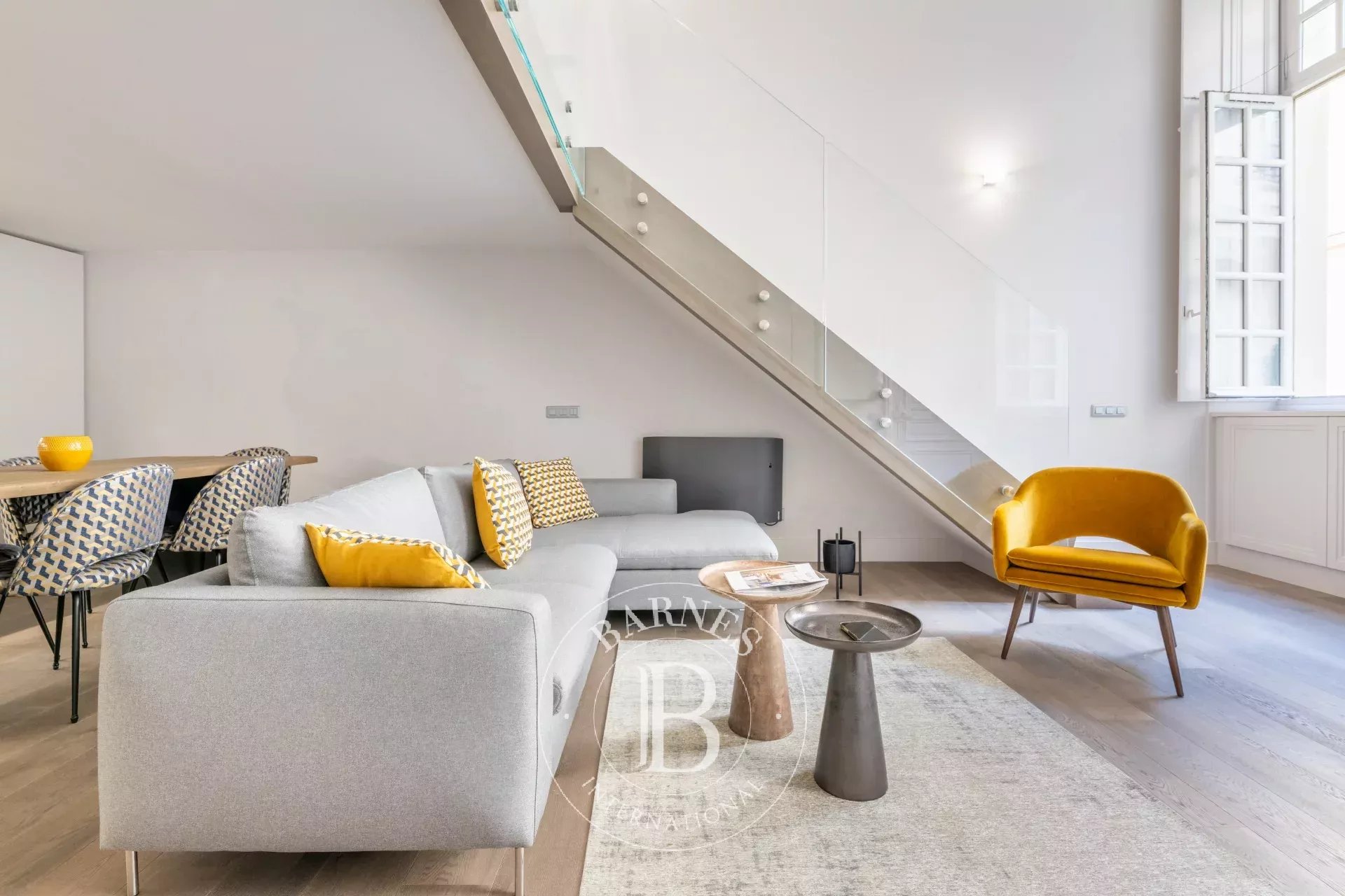 Daire Paris 3ème - picture 7