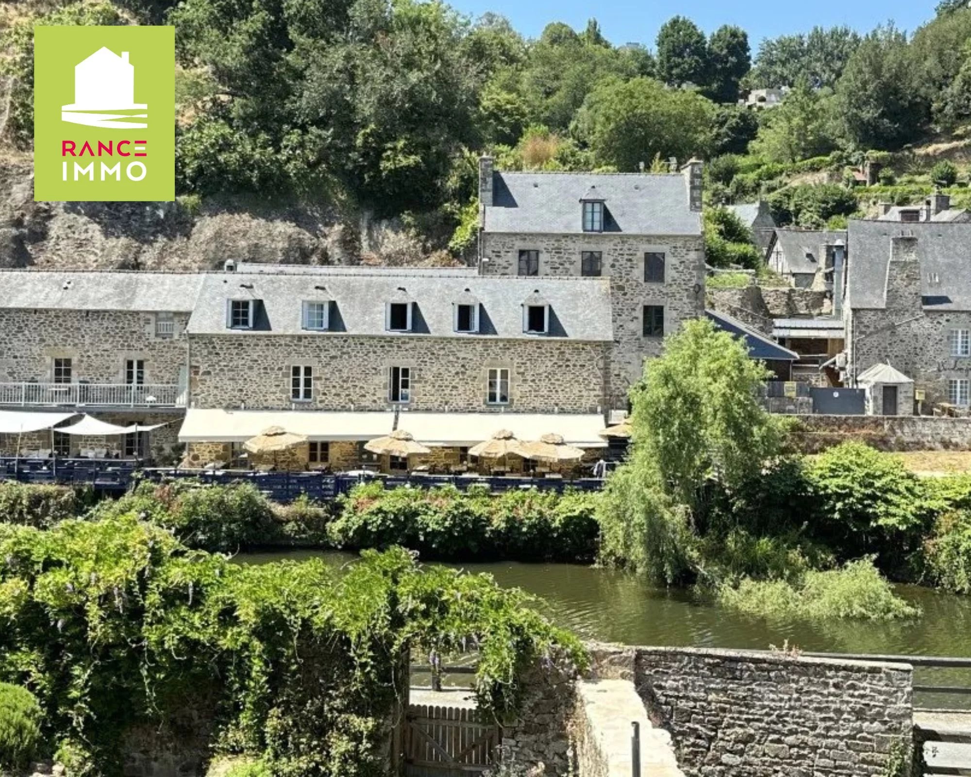 MAISON DE CARACTERE AU PORT DE DINAN – VUE RANCE