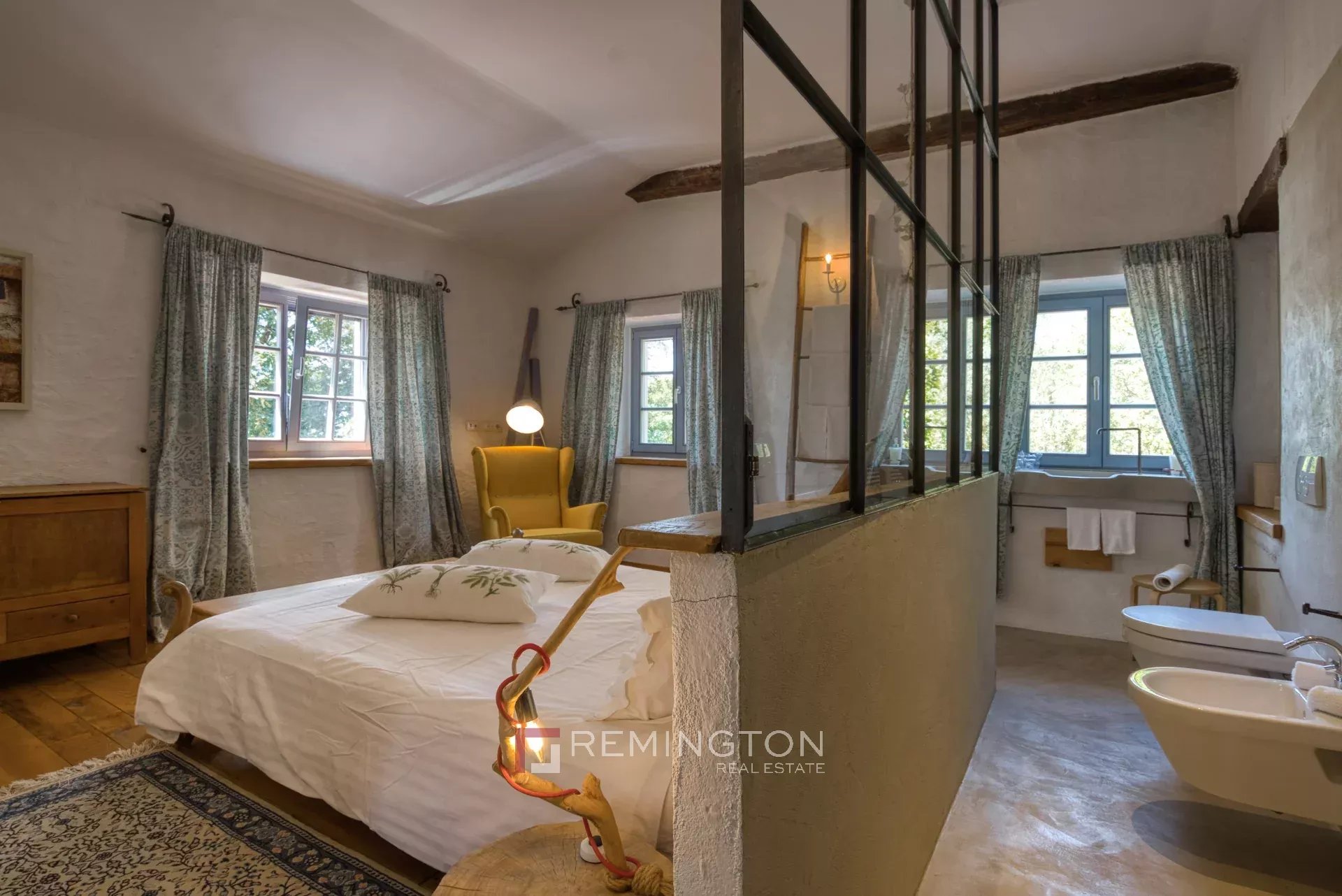 3 Bedroom Villa/Townhouse's Image 10