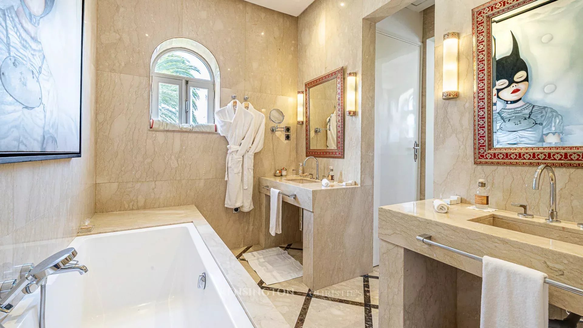 6 Bedroom Villa/Townhouse's Image 78