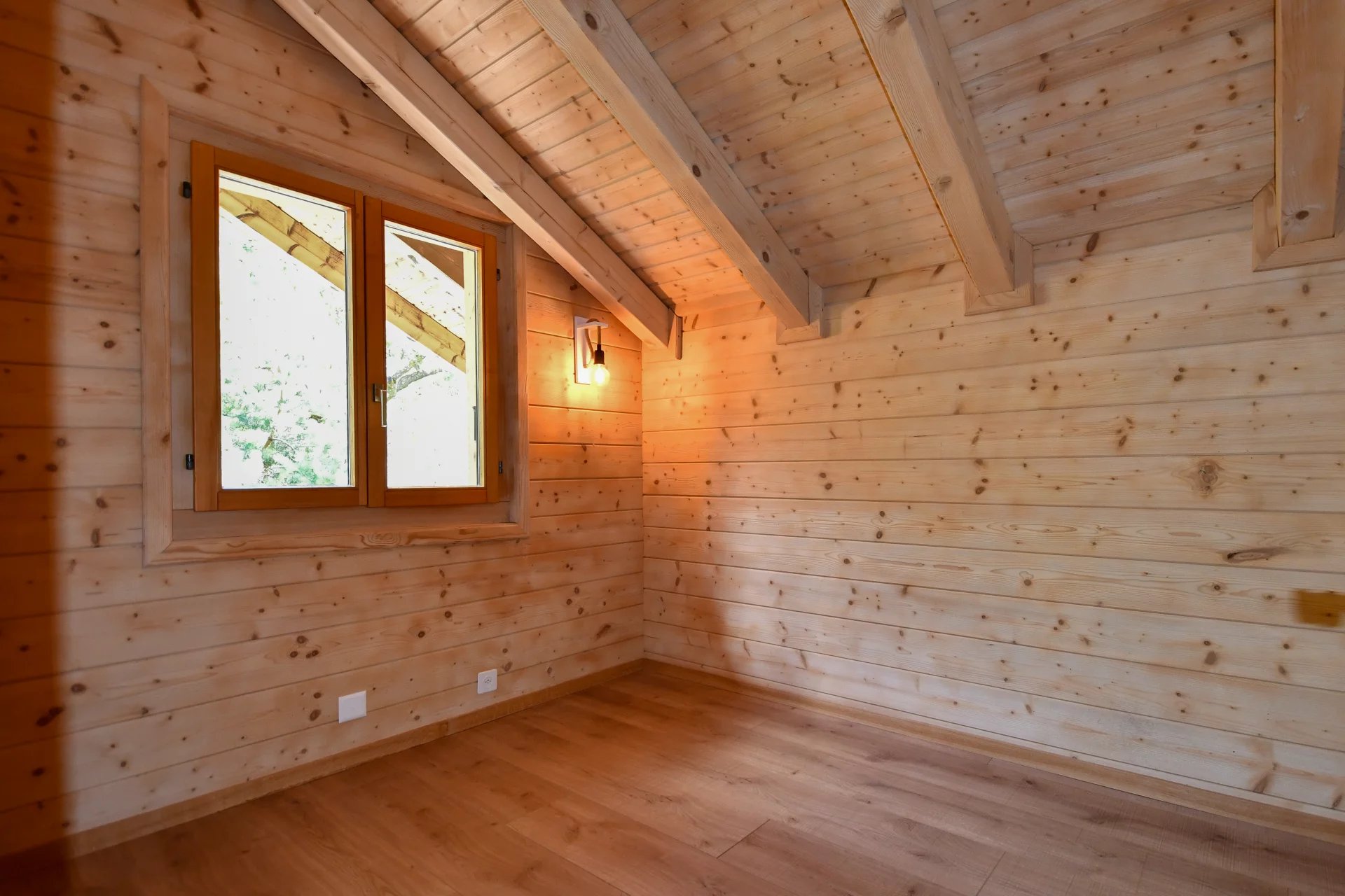 Chalet familial d’exception avec jacuzzi et vue imprenable