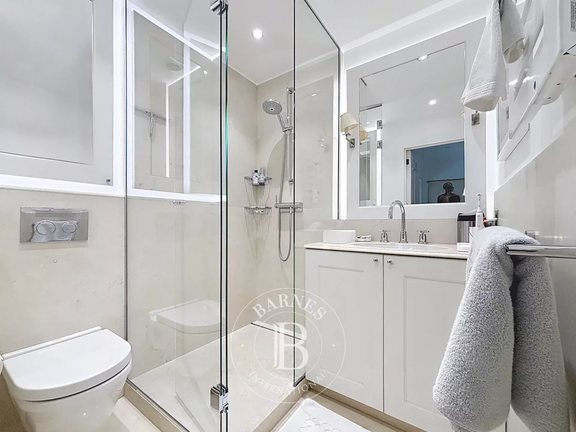 Jardin du Roi - Prachtig appartement met 2 slaapkamers, terras, garage