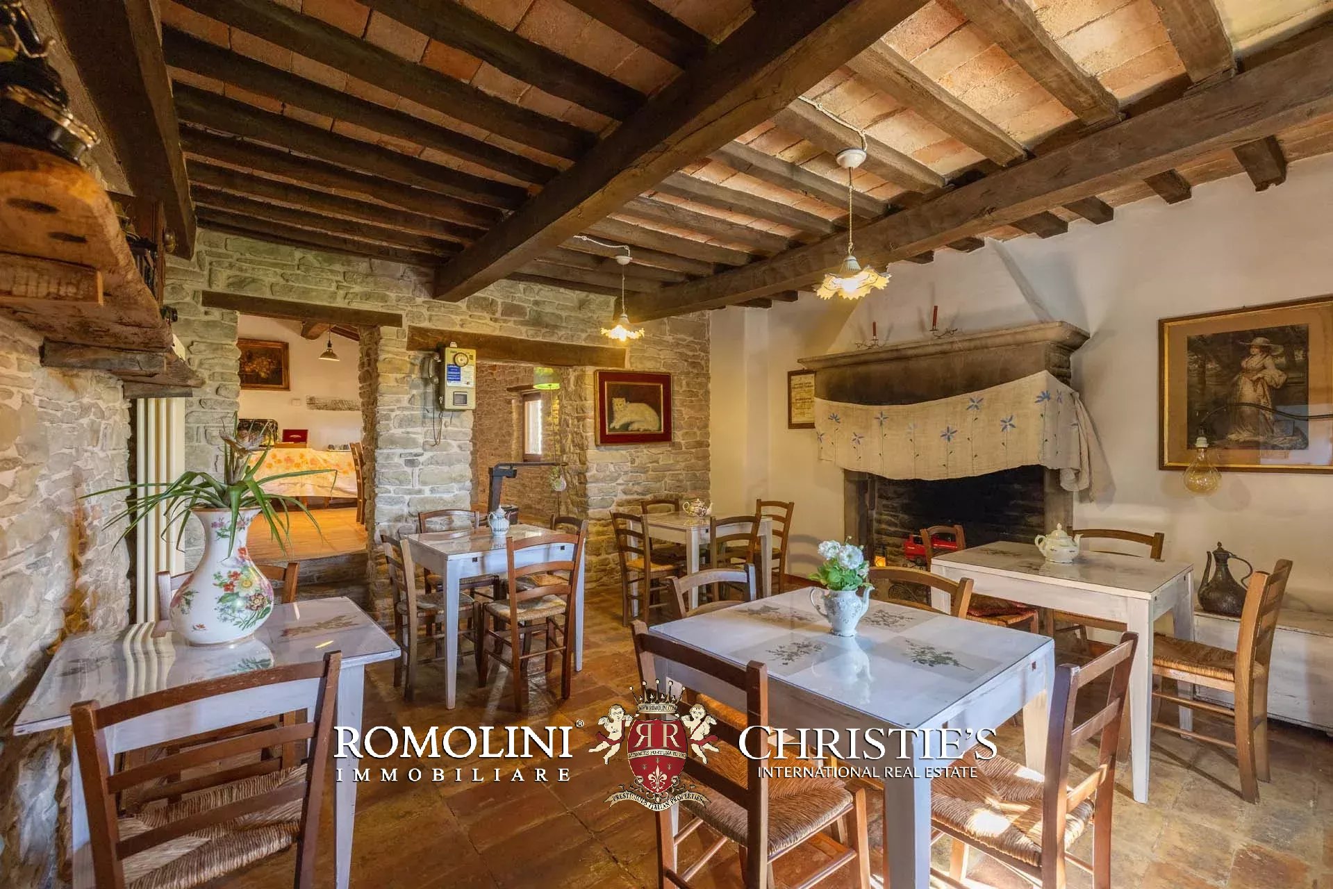 10 Bedroom Chateau's Image 80