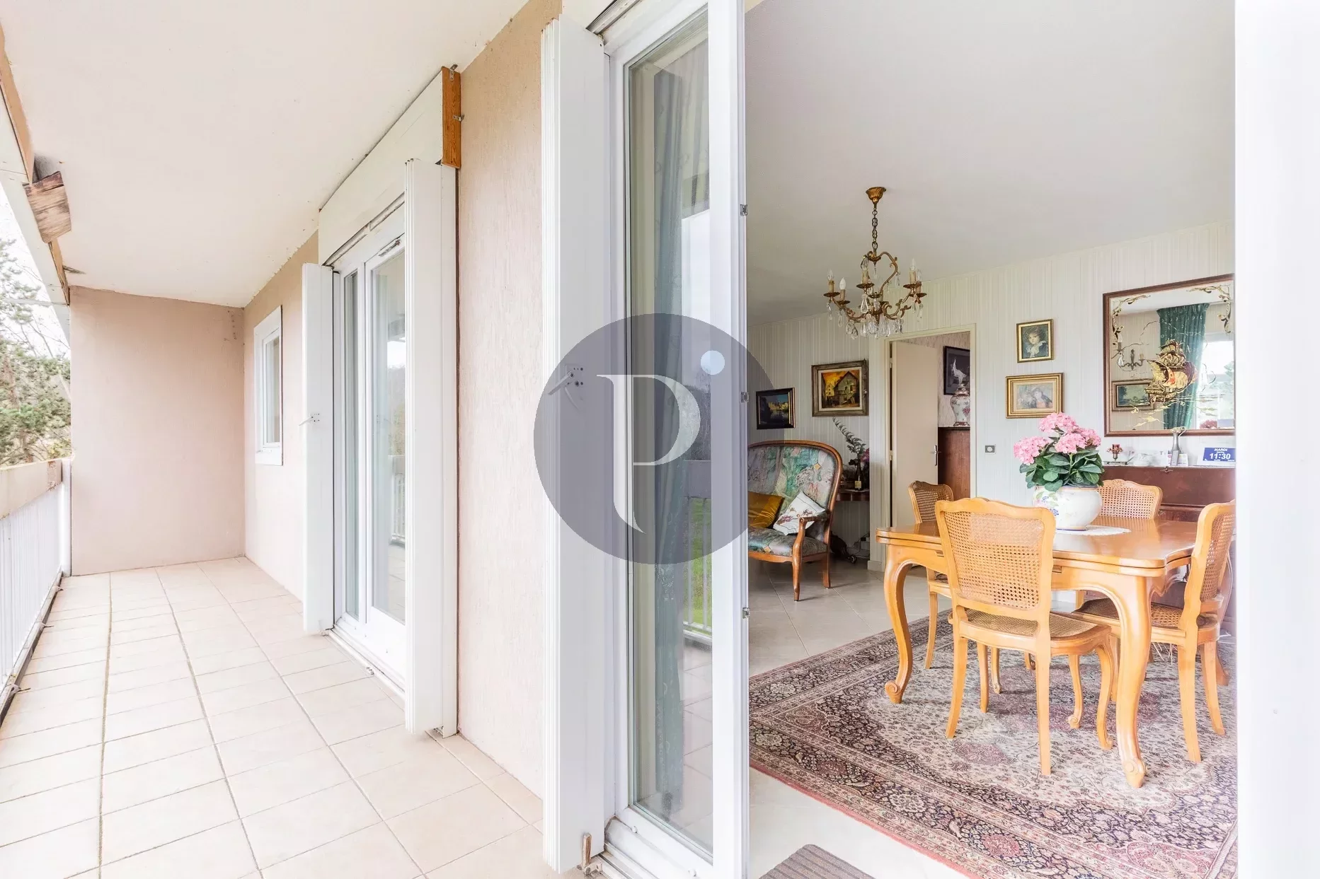 vente-appartement-5-pieces-verrieres-le-buisson-84048621