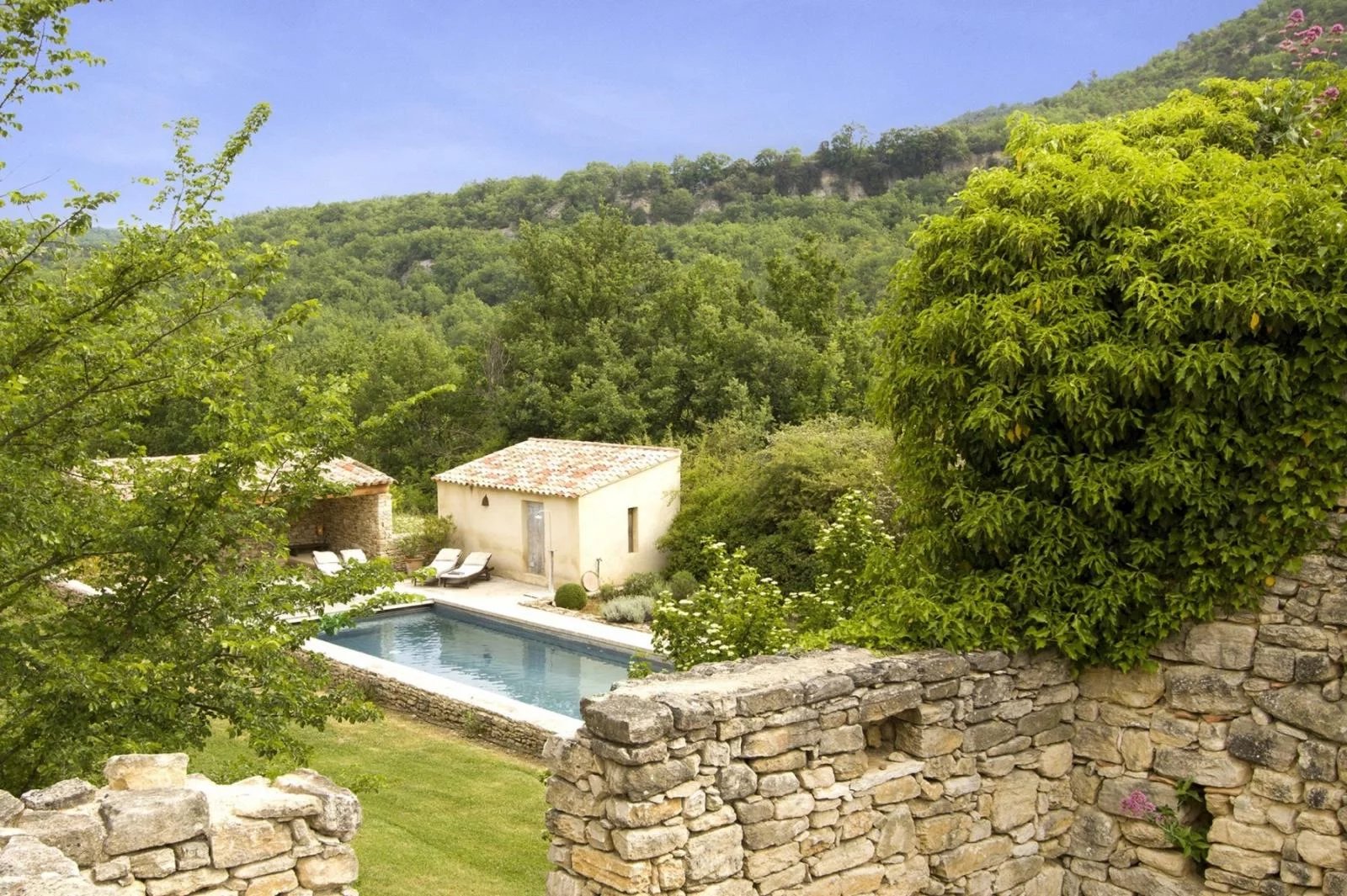 RENOVATED CHARMING MAS