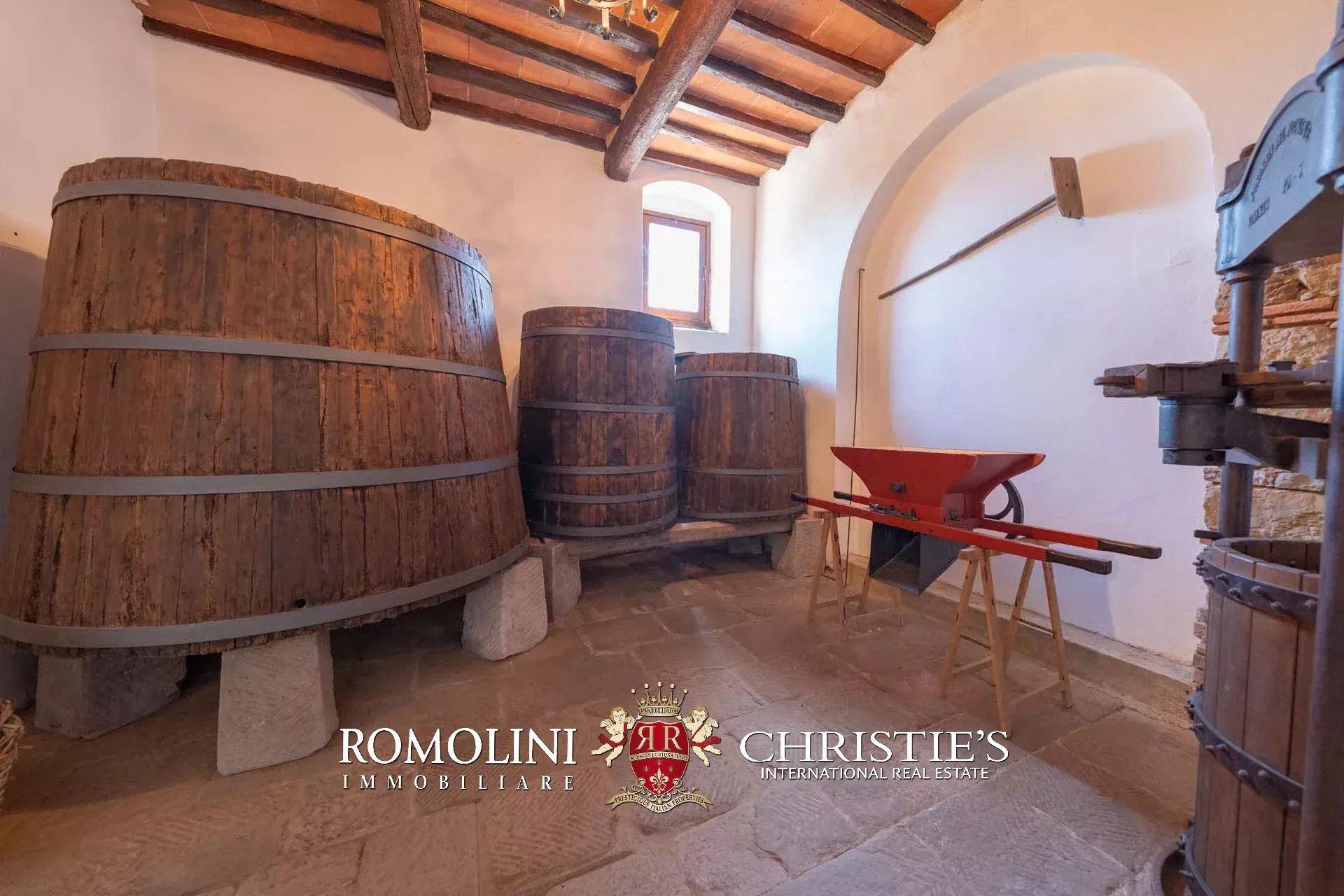 21 Bedroom Vineyard's Image 106