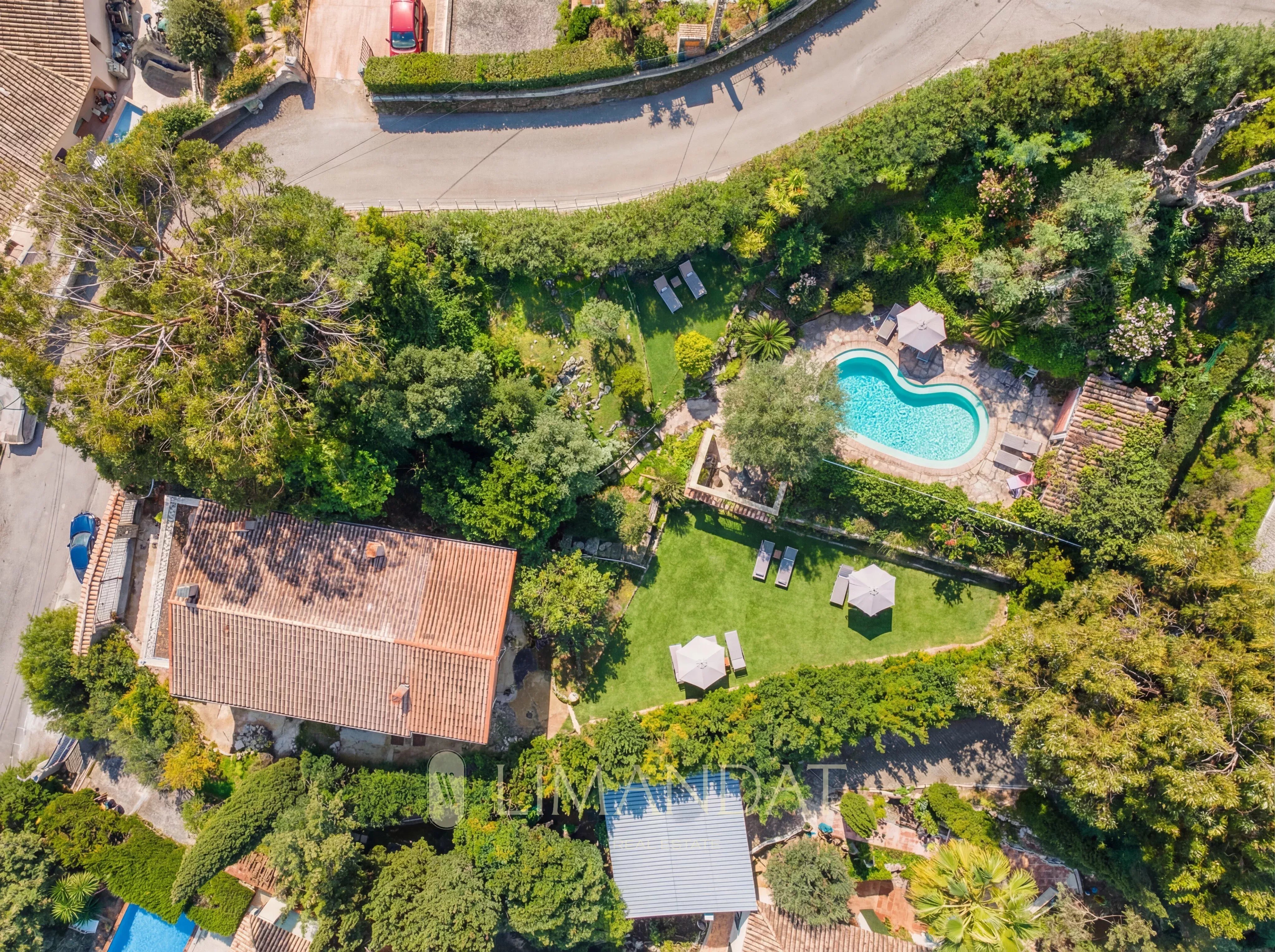 Villa provençale a rénover  149 m2 vue mer