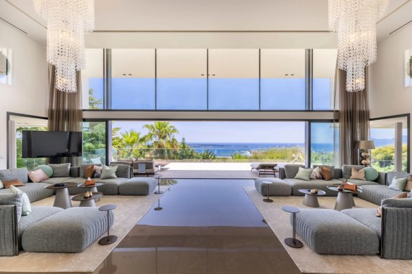 A Contemporary Masterpiece — Cannes Californie — photo 4