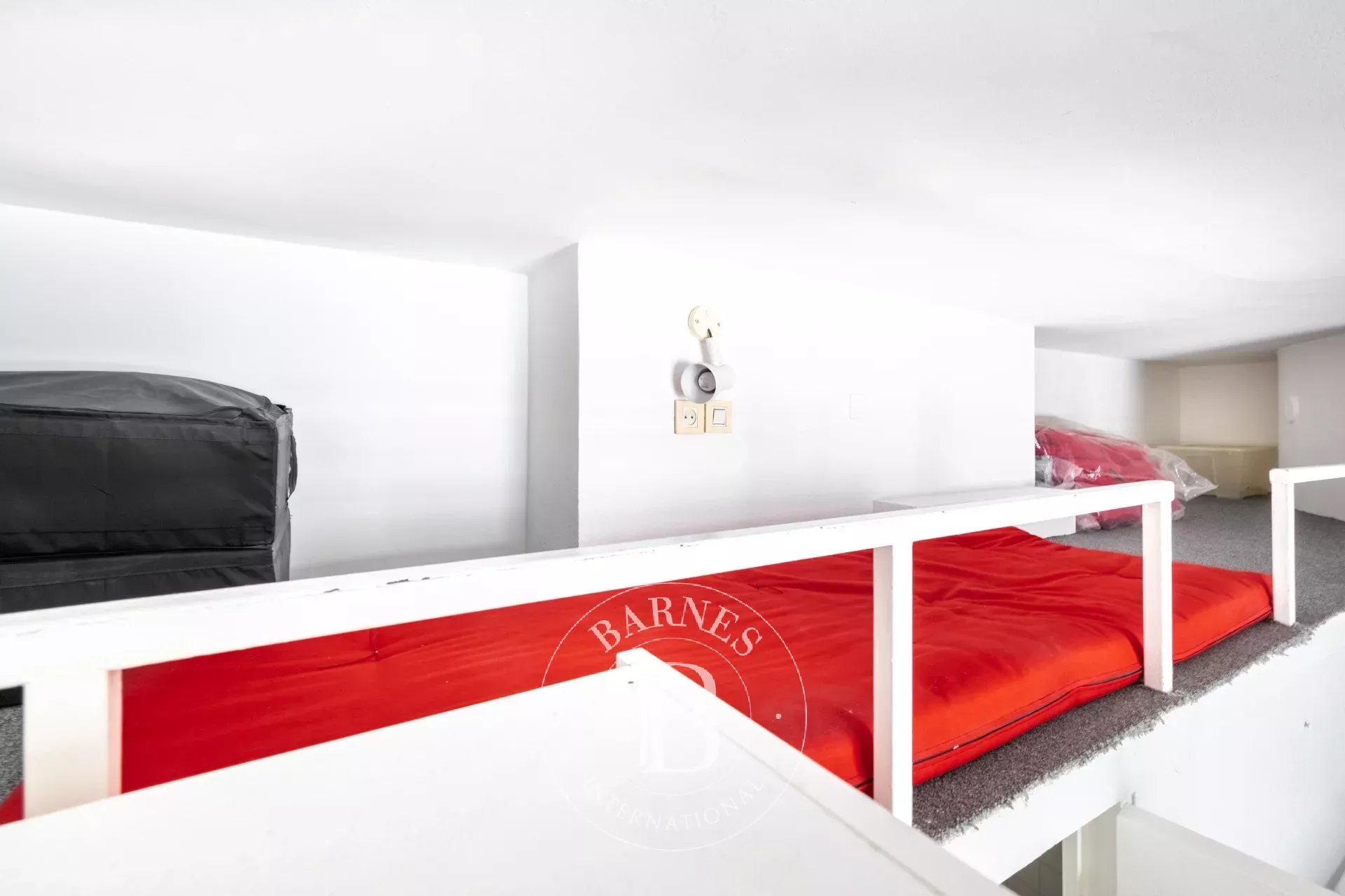 Daire Paris 4ème - picture 9