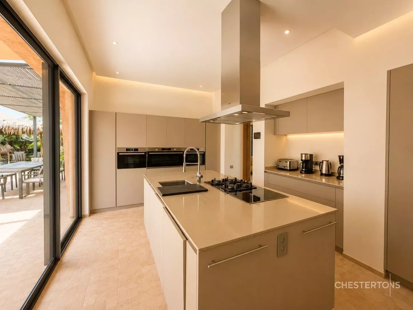  Image of Villa - 4 Bedrooms for Sale in Marrakech-Ménara-Marrakech-Morocco, Image 18