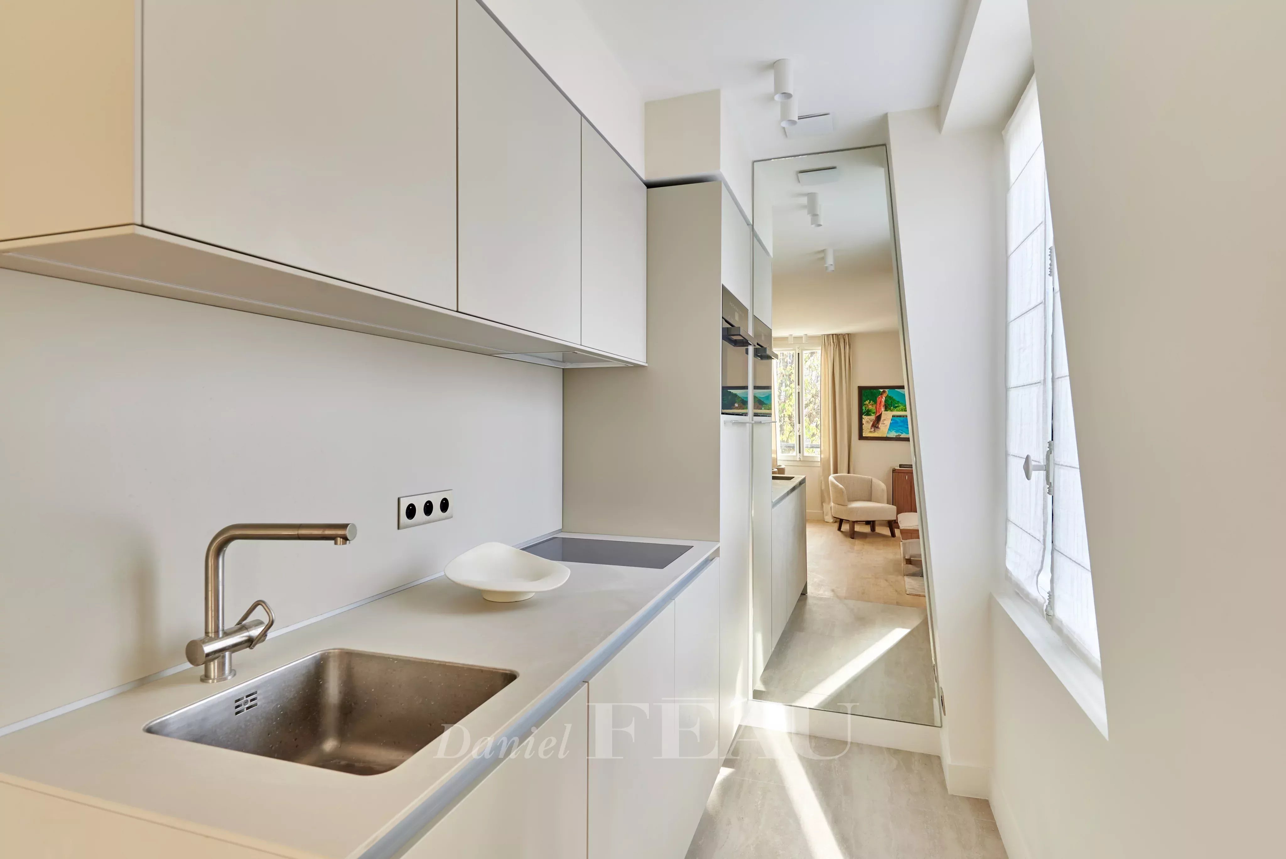 Location Appartement Paris 8ème