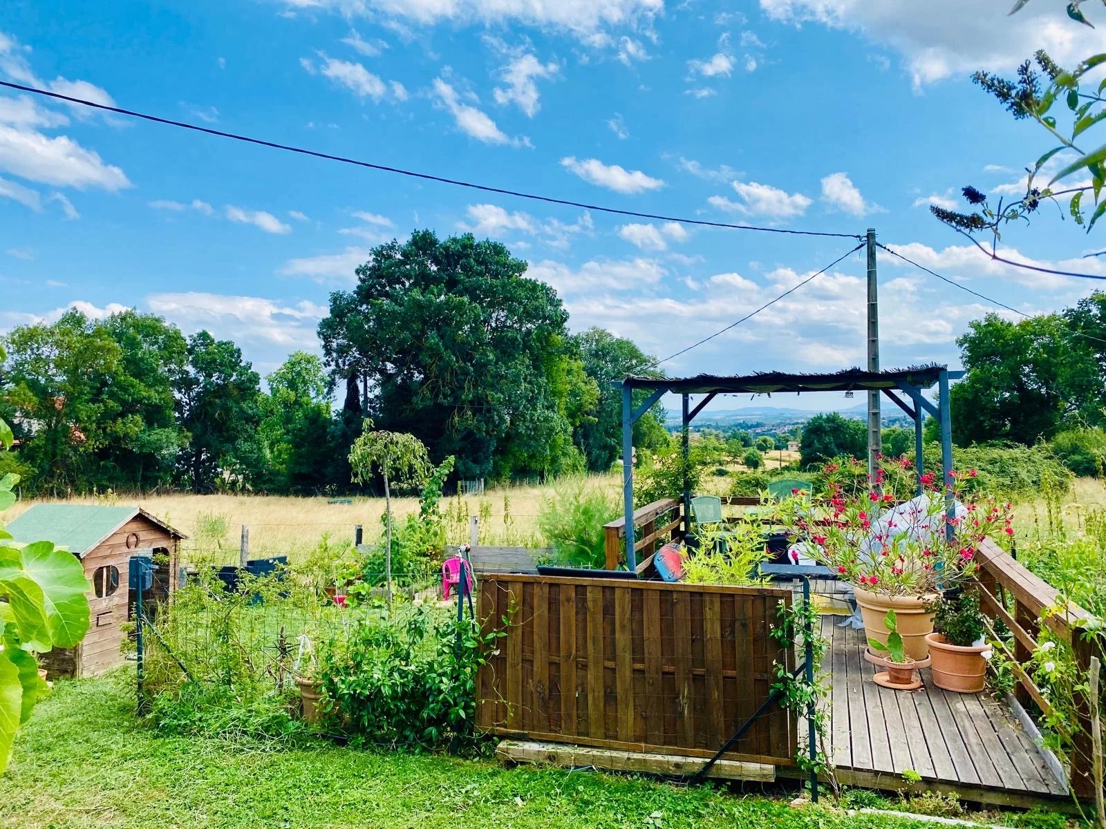 T2/T3 charmant en duplex avec jardin non attenant
