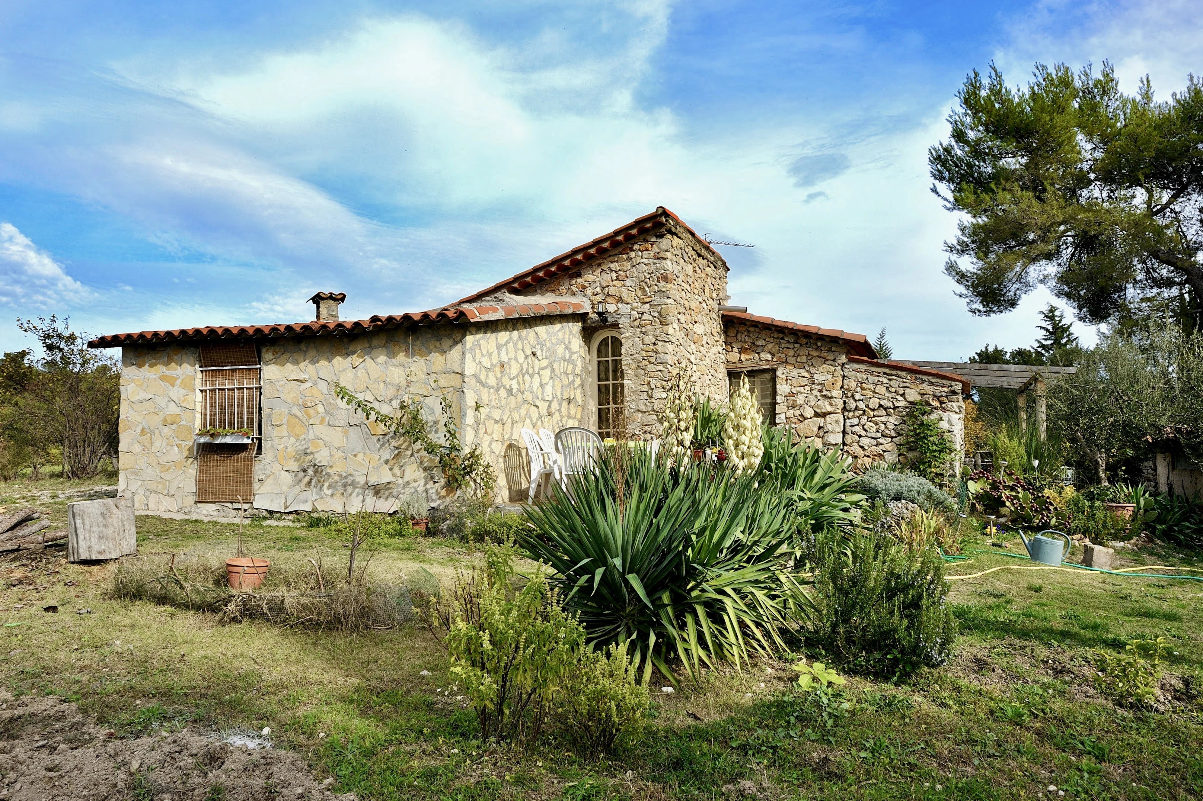 Prestigious Estate in the Heart of Provence - 27 Hectares