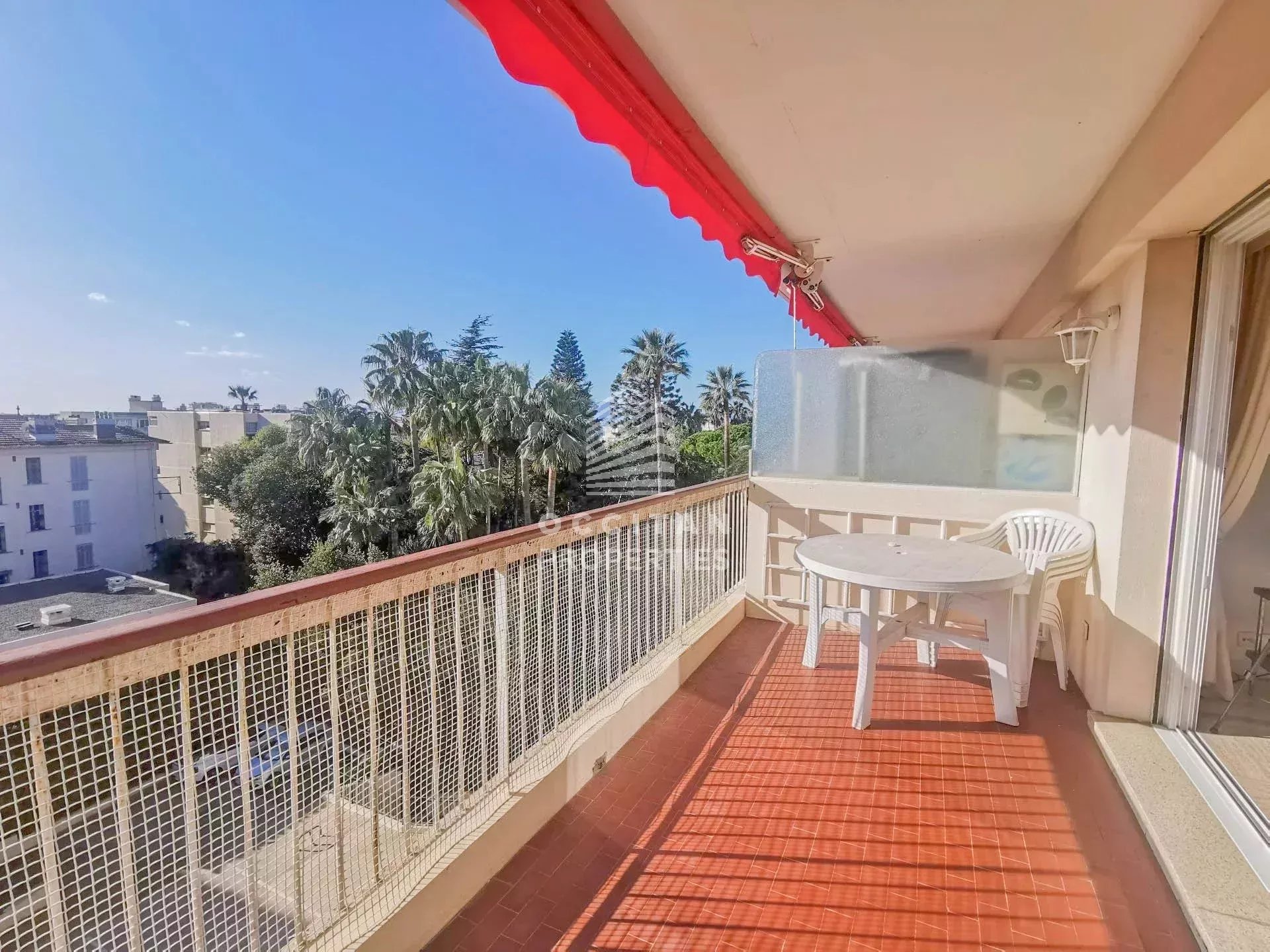 500 mètres de la Croisette - Sud - Calme - Basse Californie, Cannes