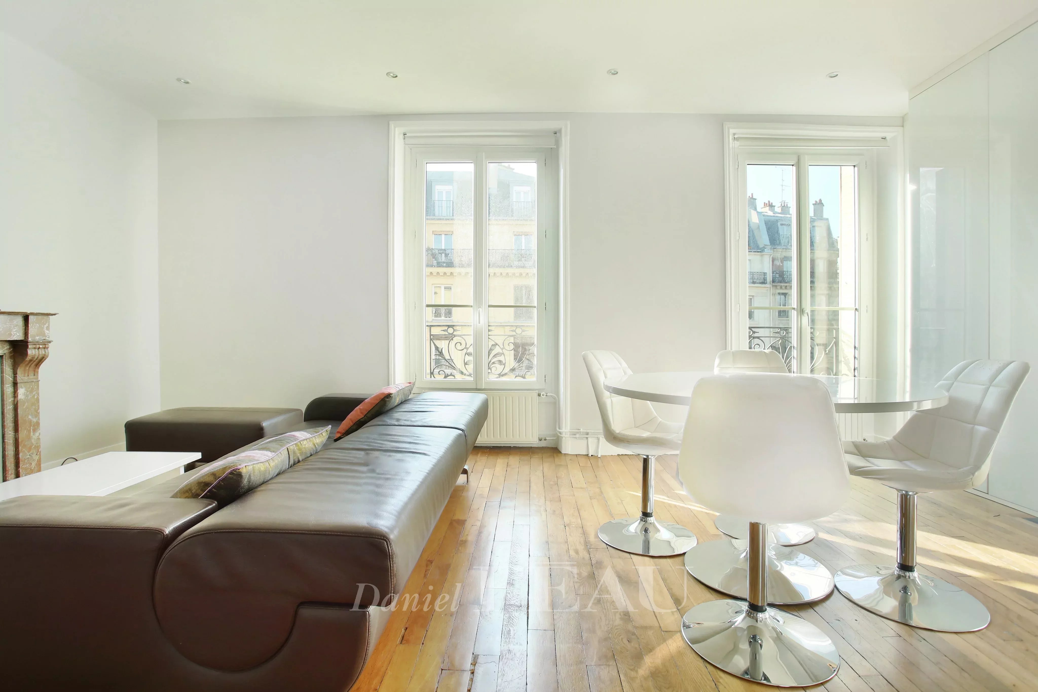 Living-room Wooden floor