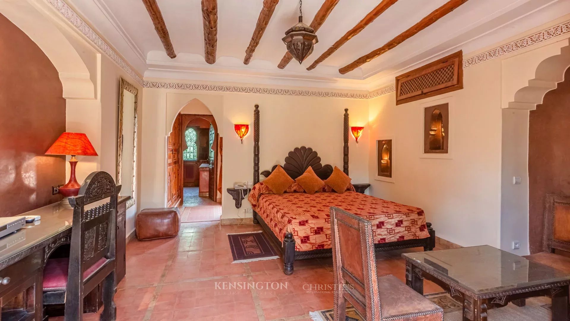 10 Bedroom Villa/Townhouse's Image 34