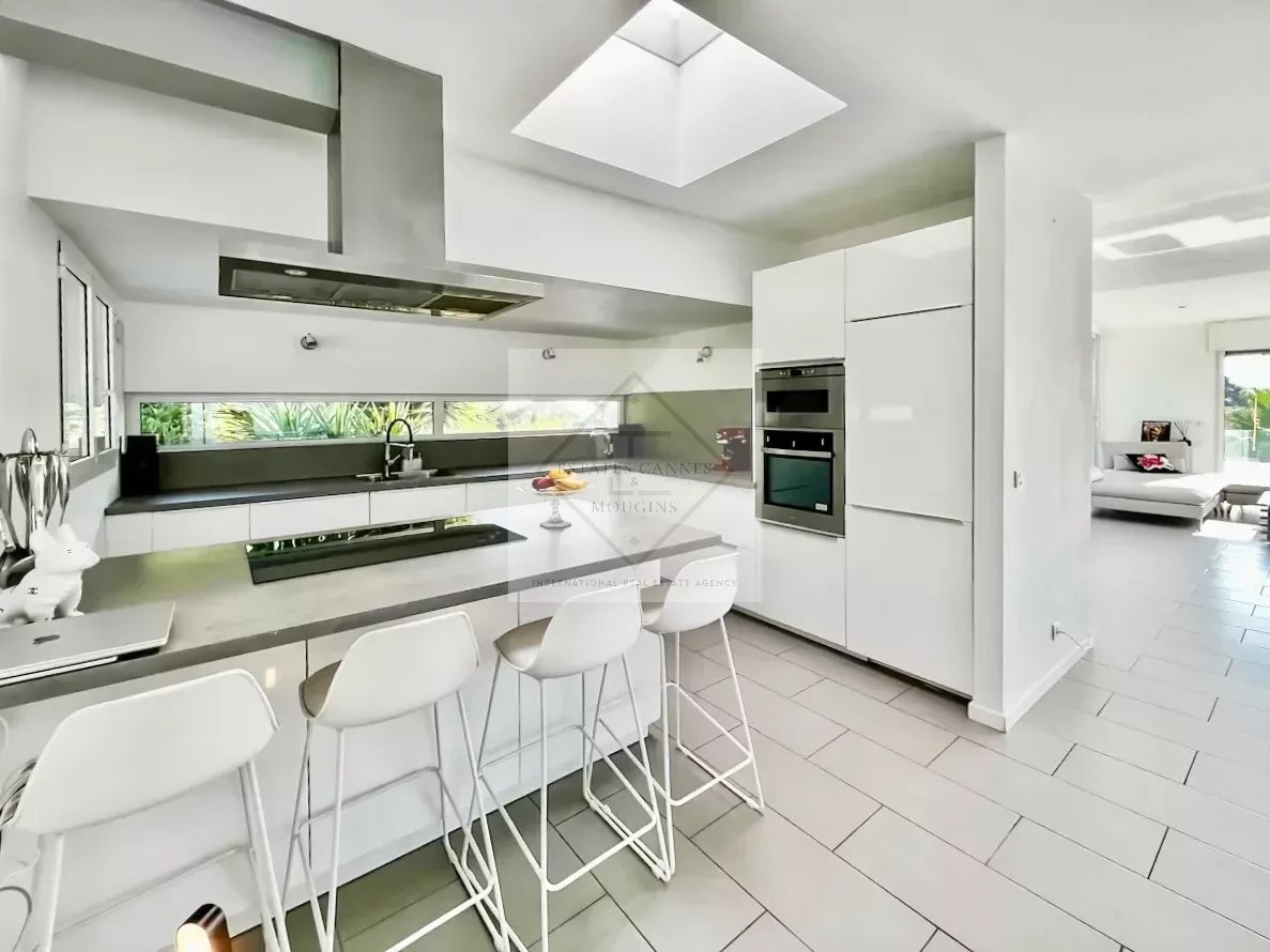 Magnifique villa contemporaine, un bien d'exception — photo 13