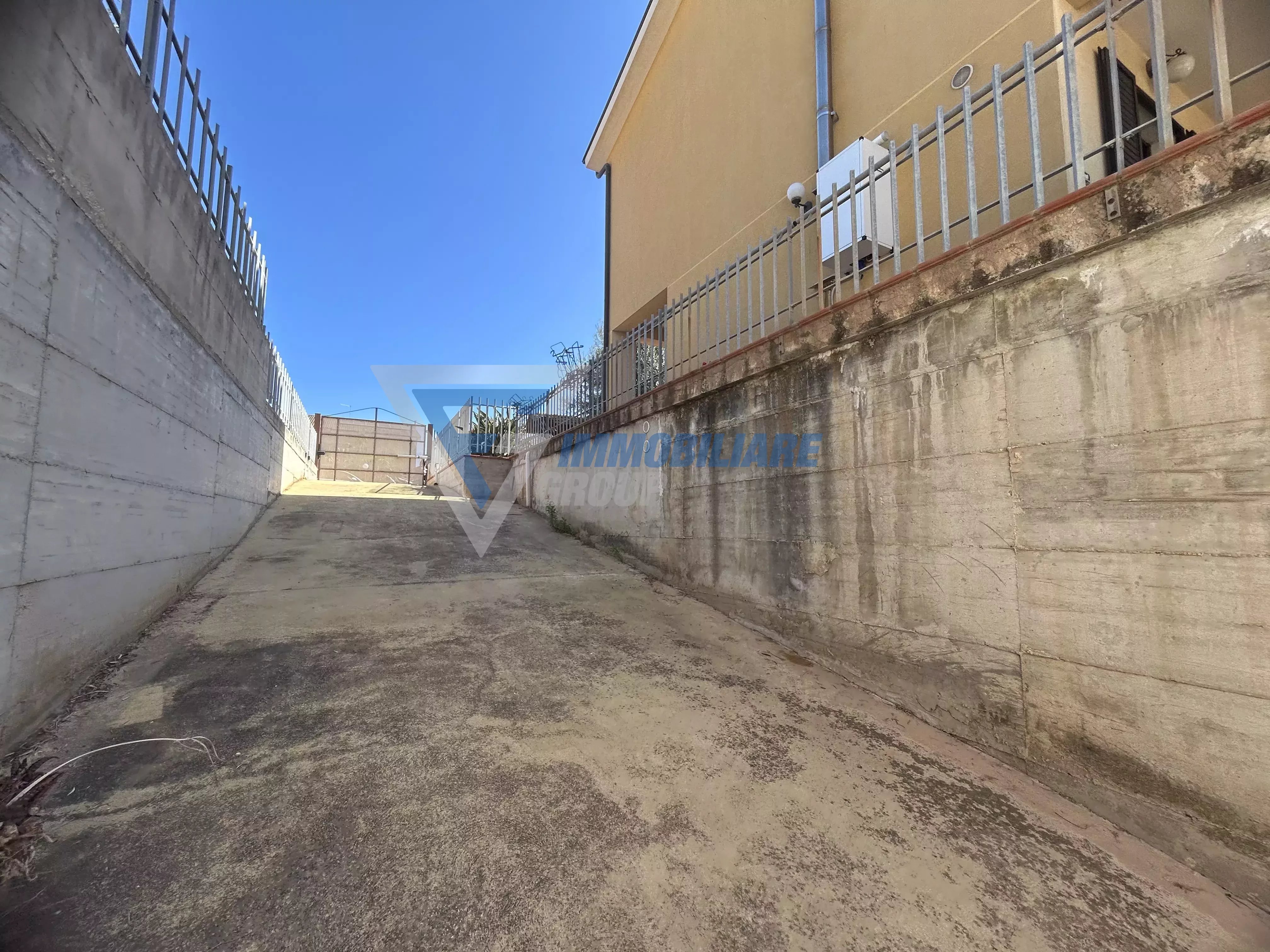 Splendida Villa Bifamiliare in Zona Pizzuta