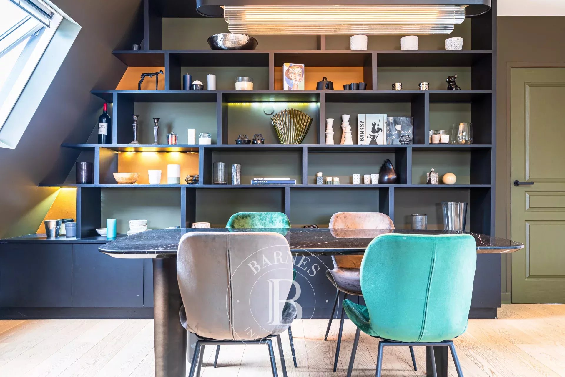 PARIS 16 - FOCH - TOP FLOOR APARTMENT - 3 BEDROOMS
