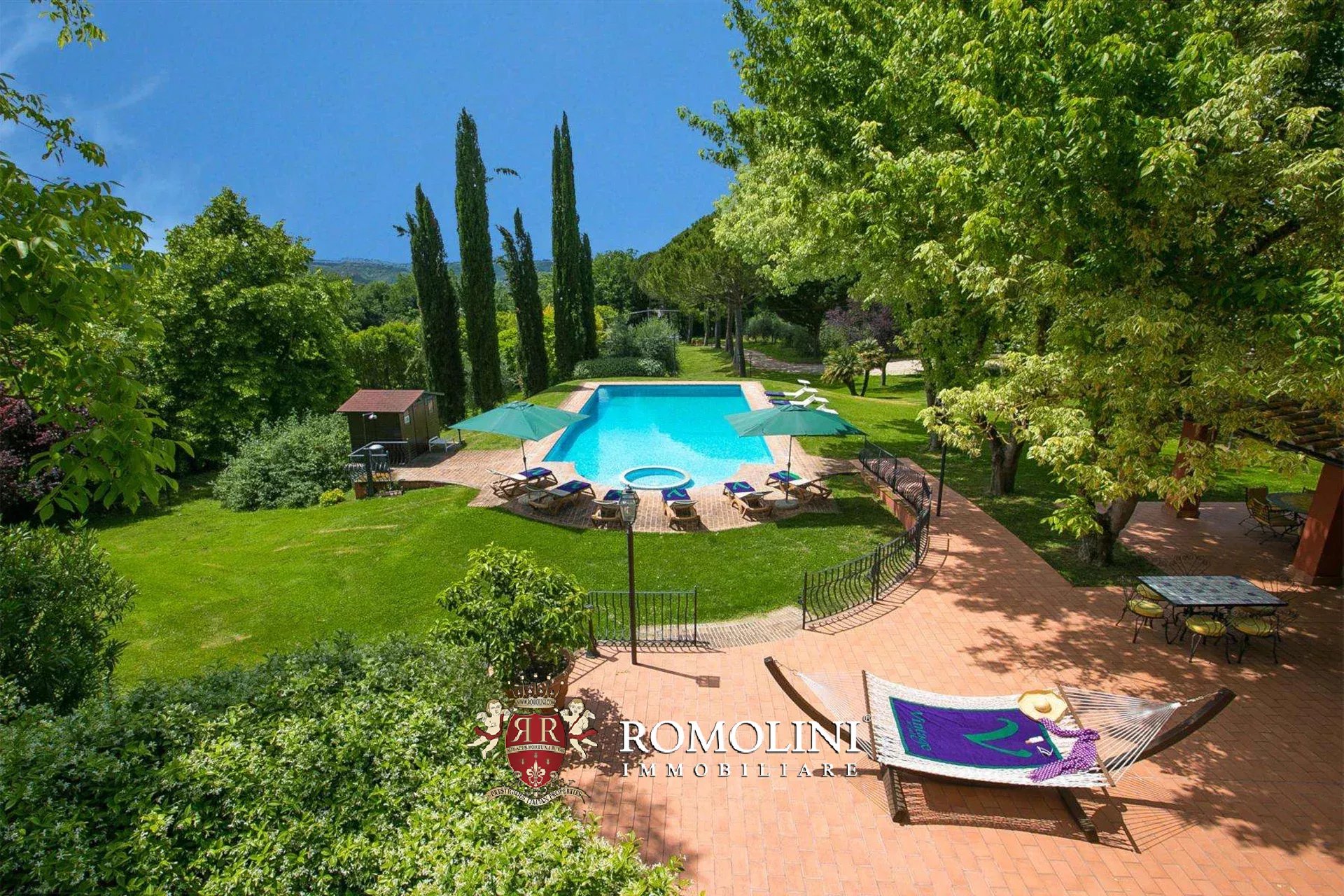5 Bedroom Villa/Townhouse's Image 17