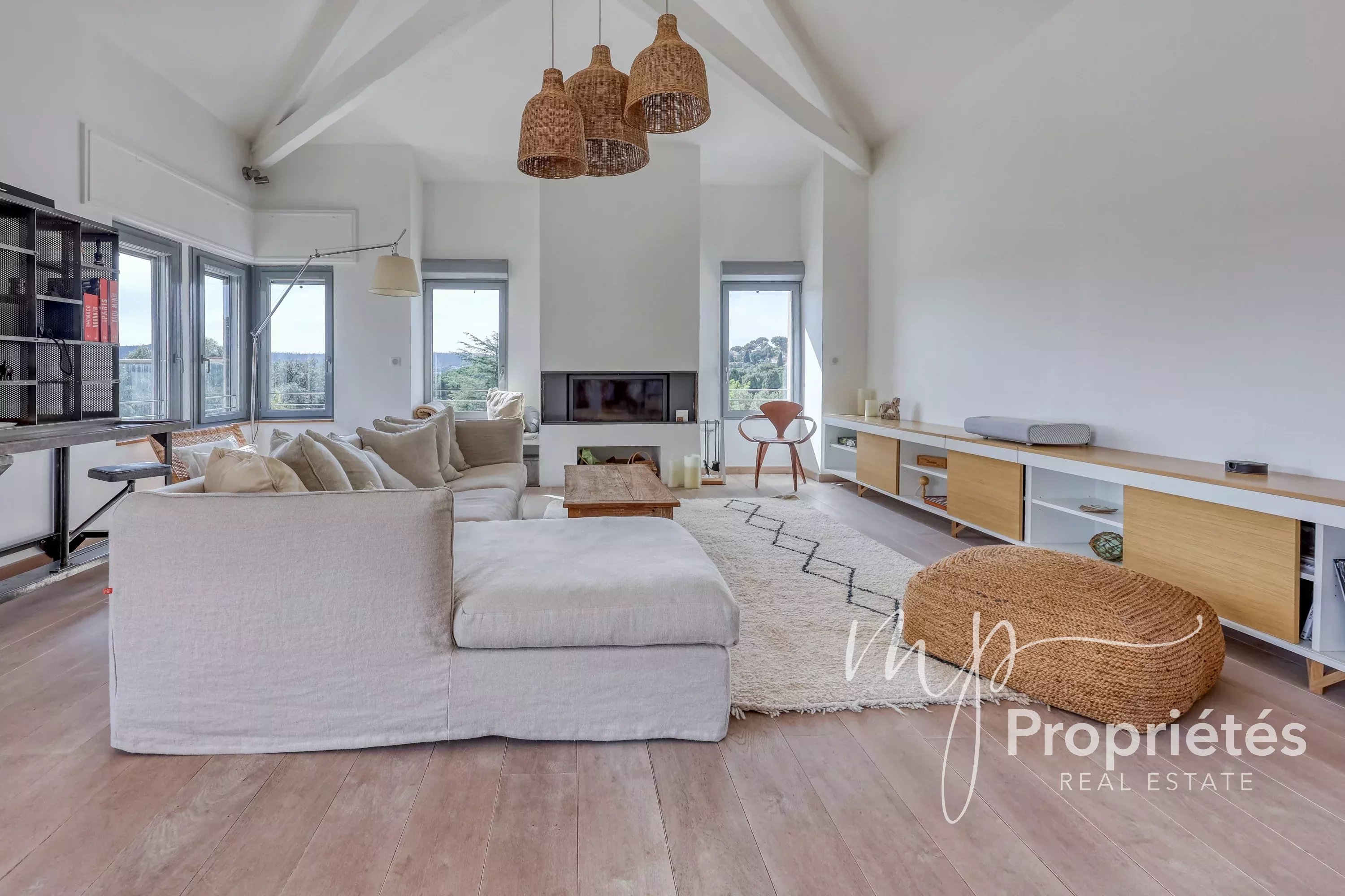 Agence immobilière de 