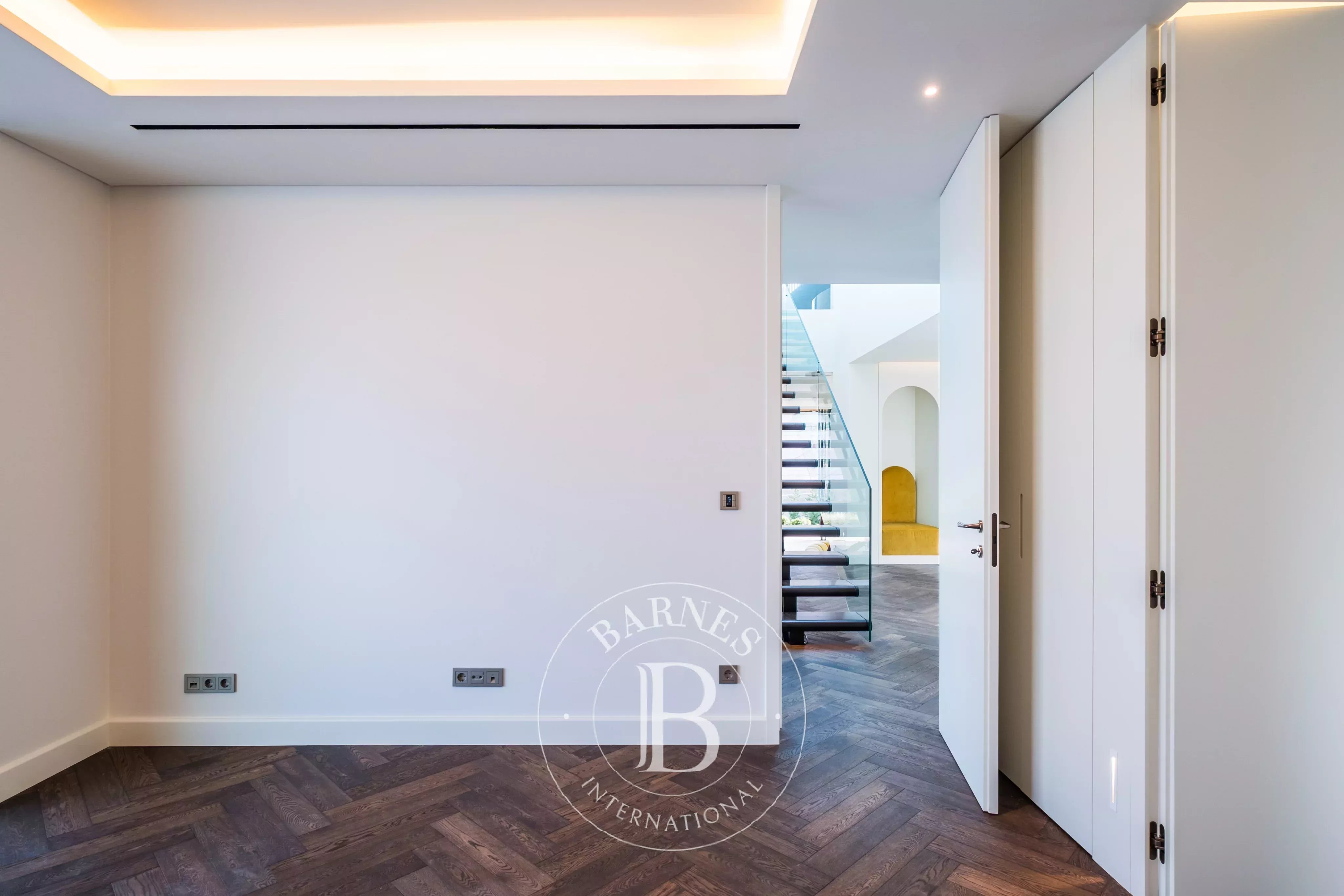 Contemporary villa in Cascais