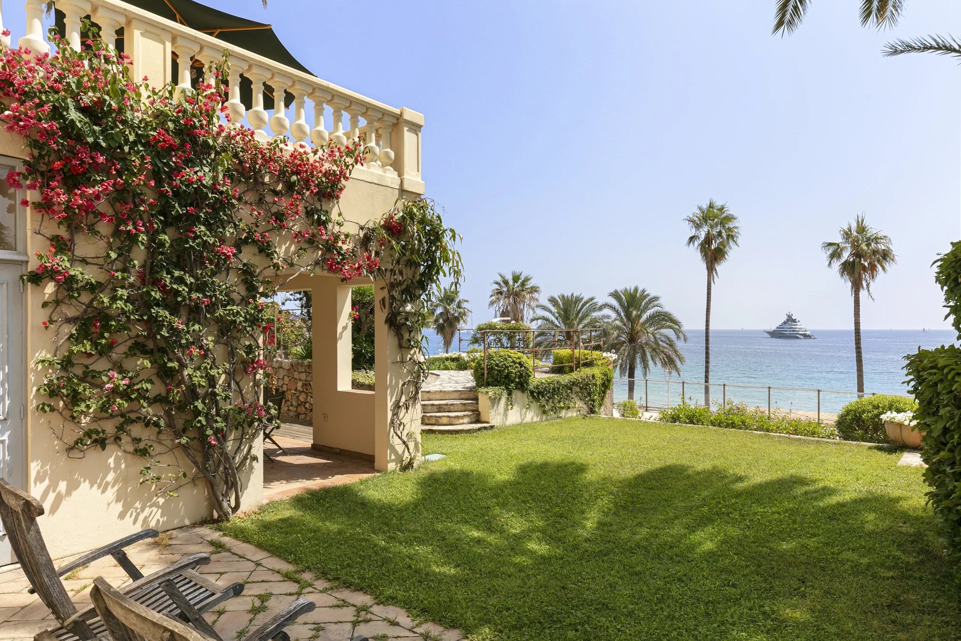Villa Cannes - picture 1
