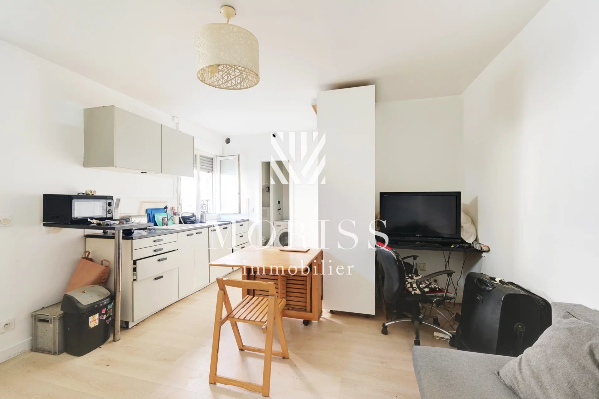 Studio / 21m2 / Garibaldi / Métros 13 & 14 / Saint-Ouen (93400) - Image Array