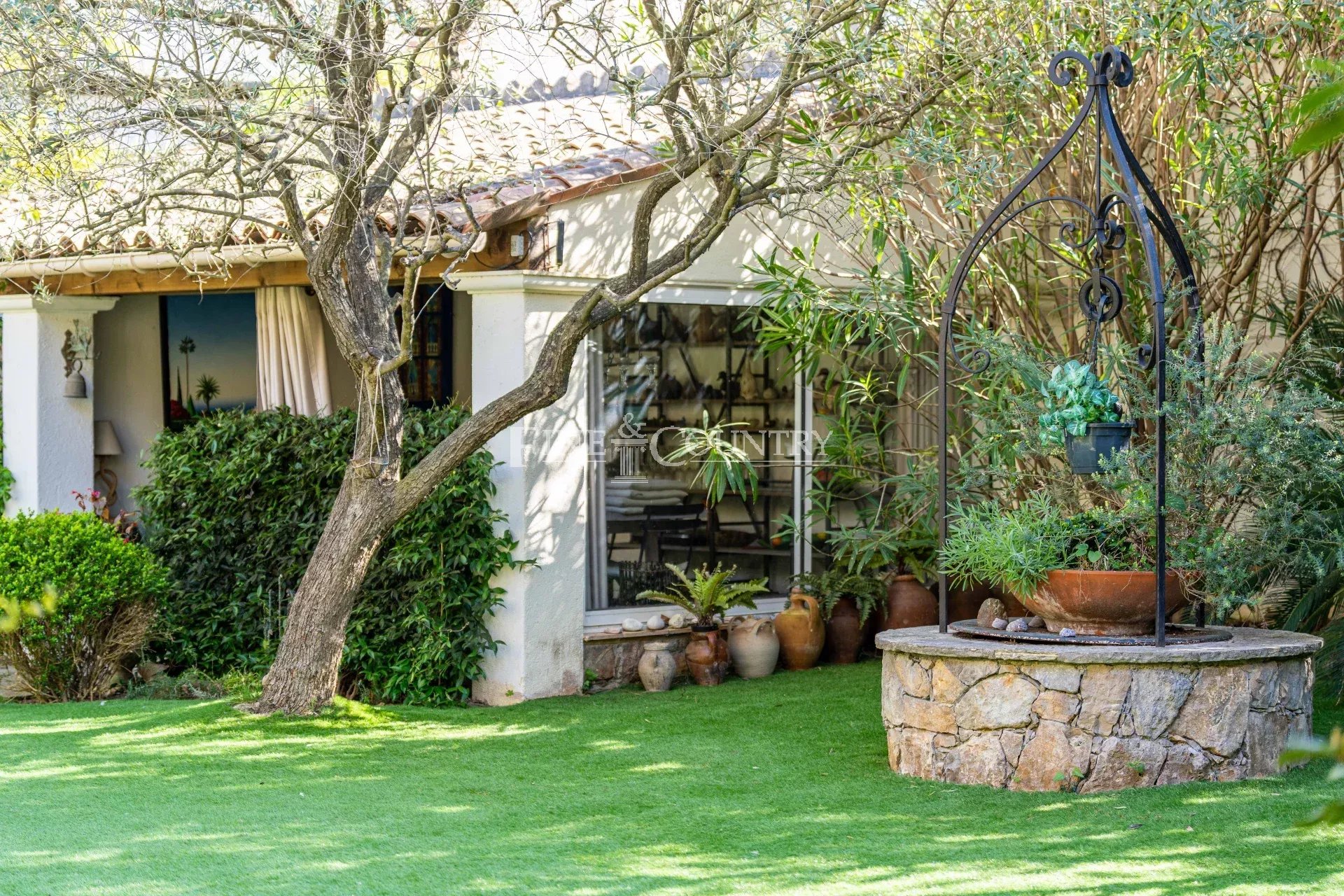 Photo of HOUSE FOR SALE IN MOUGINS VILLAGE