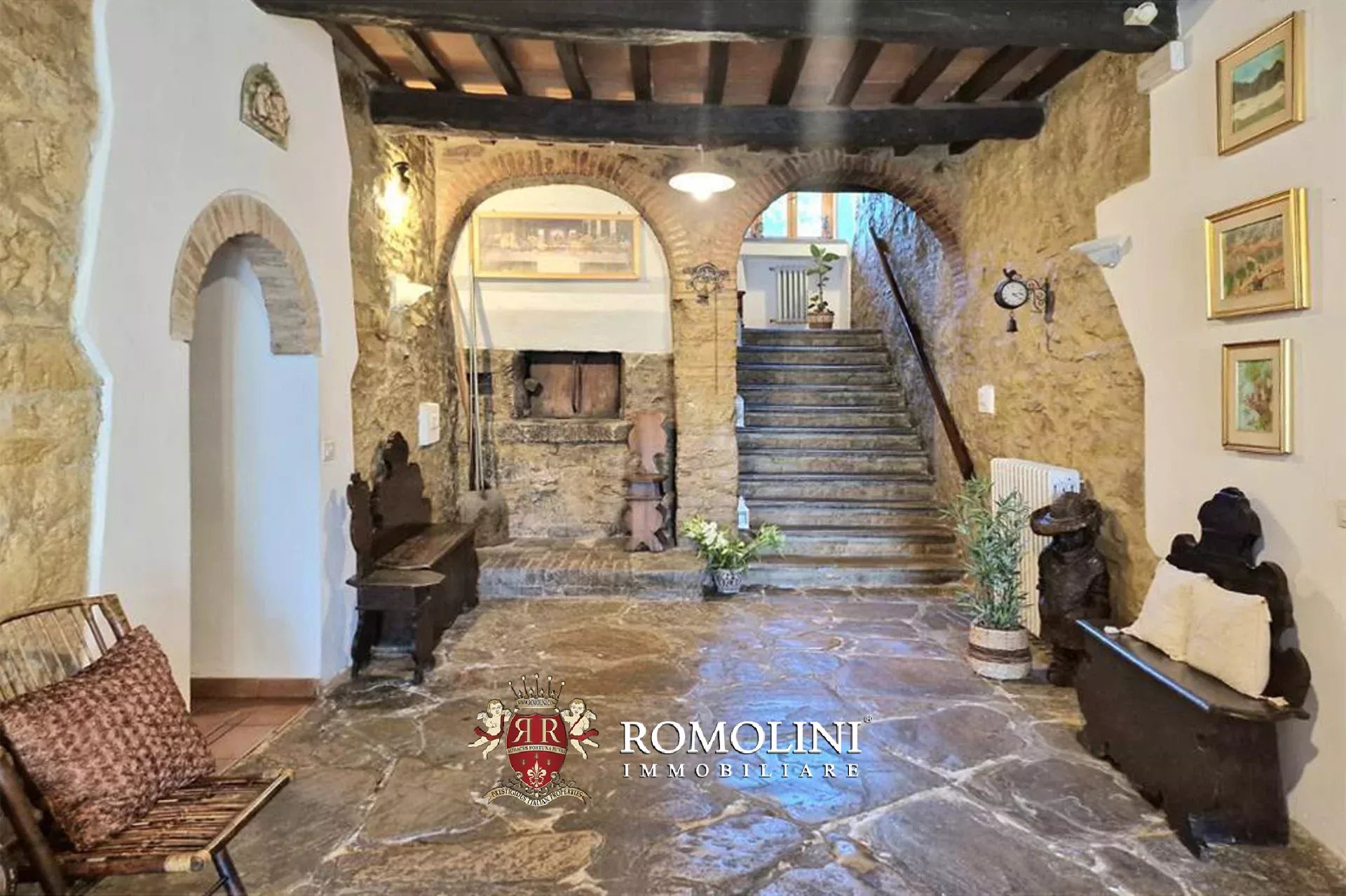 11 Bedroom Villa/Townhouse's Image 6