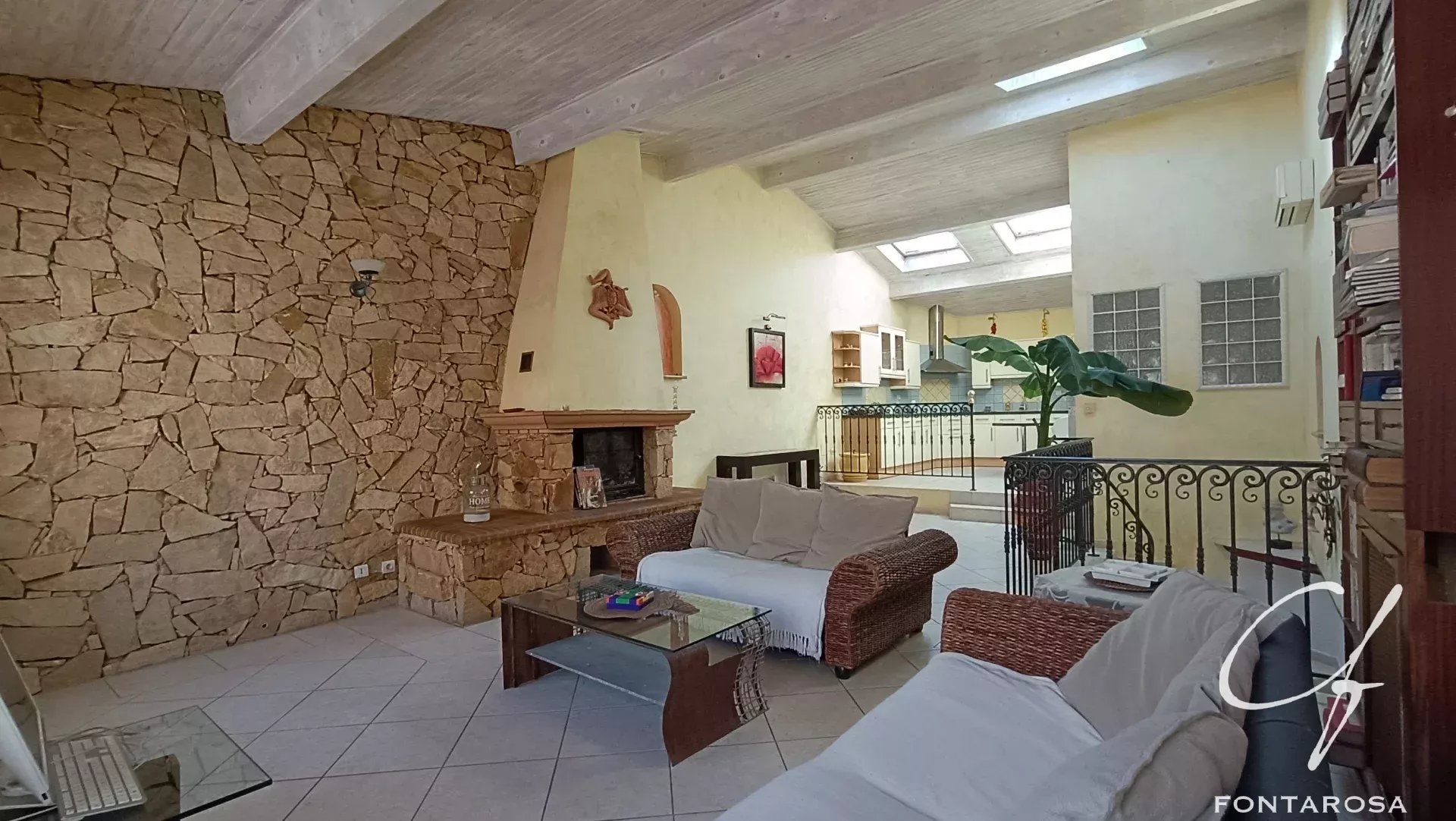 Agence immobilière de 