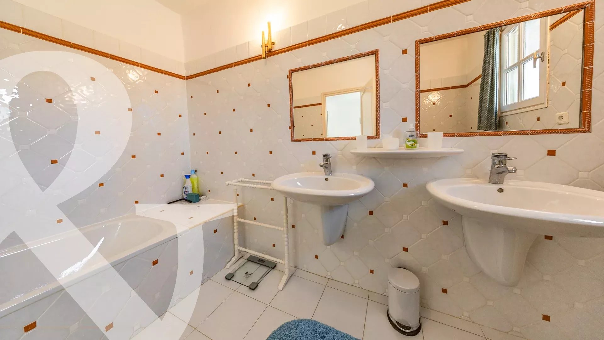 ENVIRONNEMENT EXCEPTIONNEL