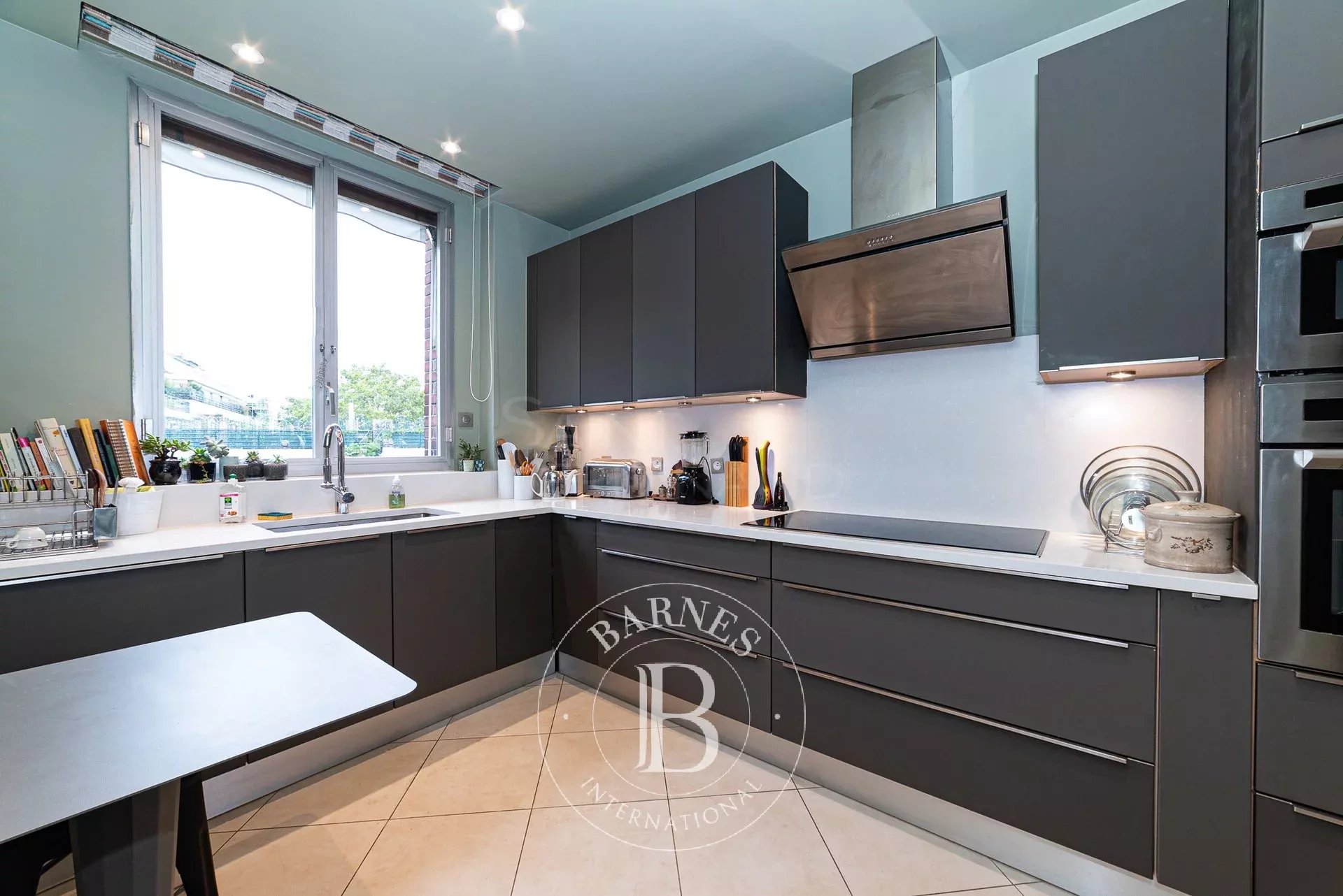 Neuilly Winston Churchill - 2-bedroom reception apartment - picture 5