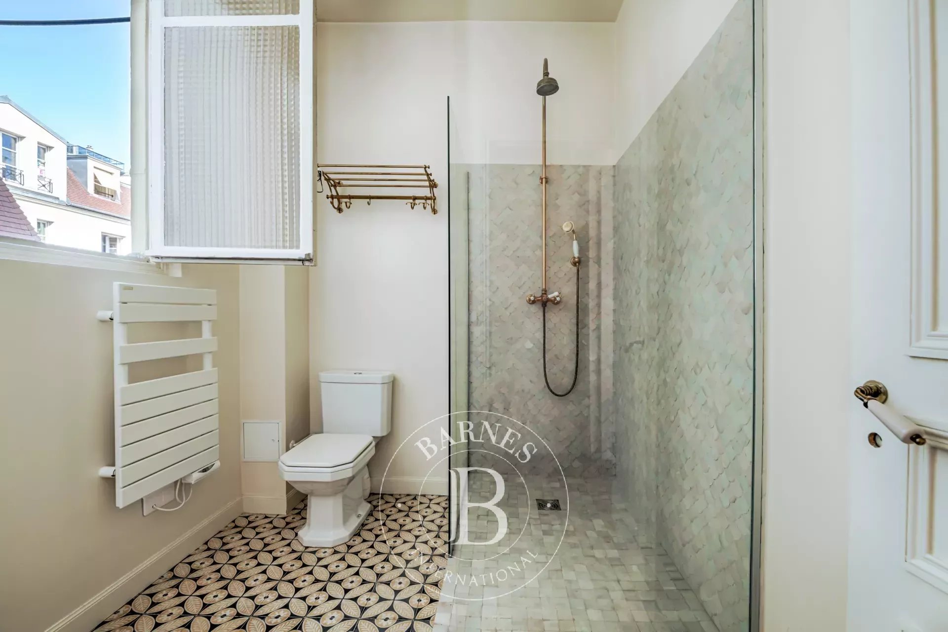 Daire Paris 10ème - picture 5