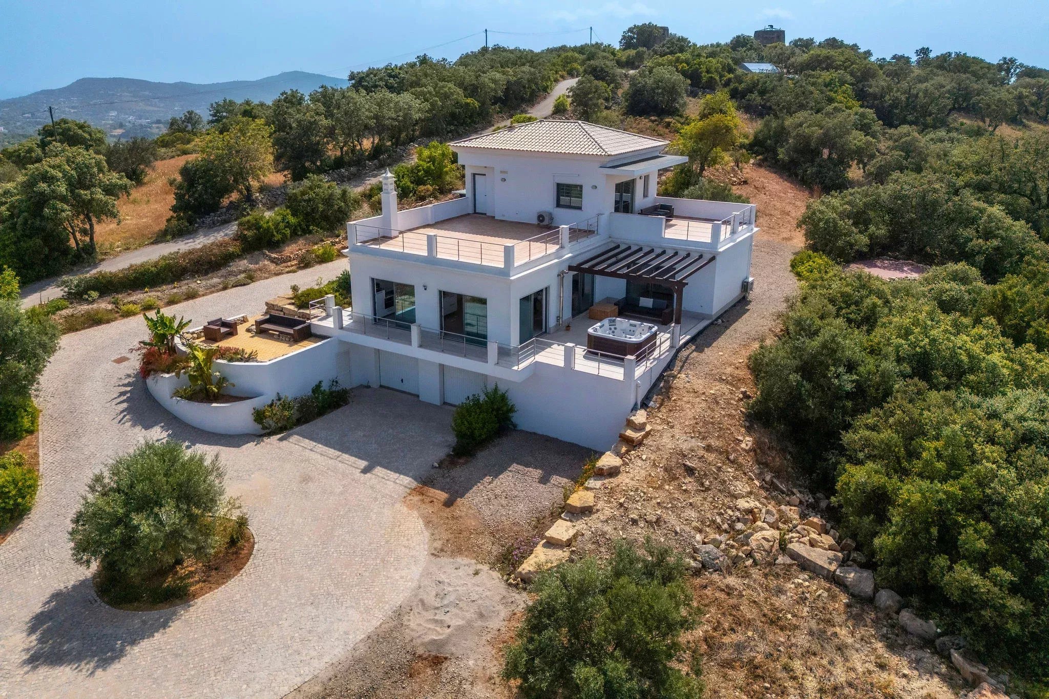 3-Bedroom Villa with Magnificent Panoramic Views,  Near São Brás de Alportel, Loulé and Faro 86933557 image 4