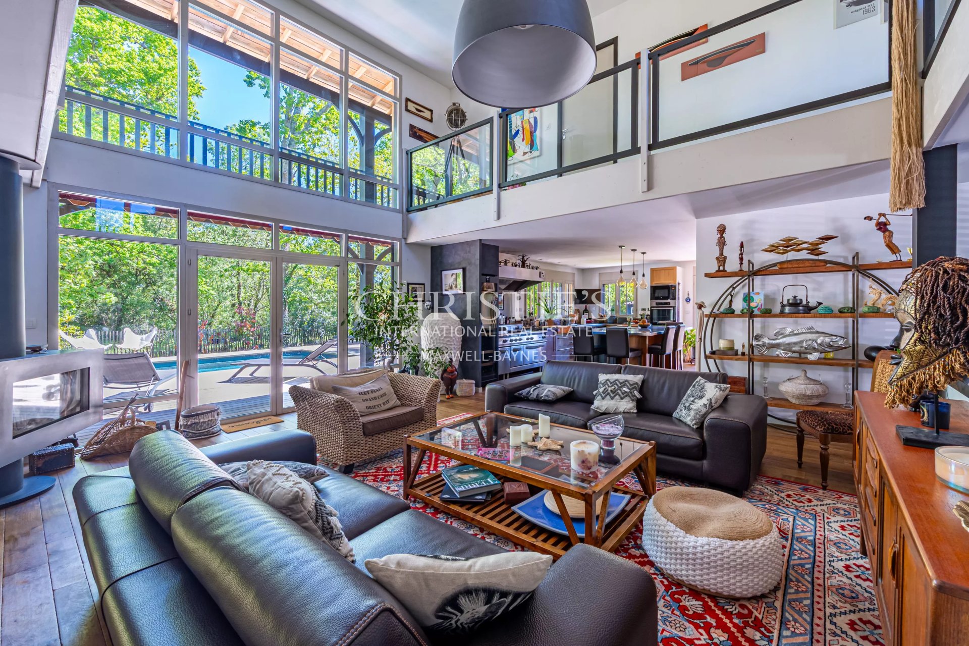 5 Bedroom Villa/Townhouse's Image 9