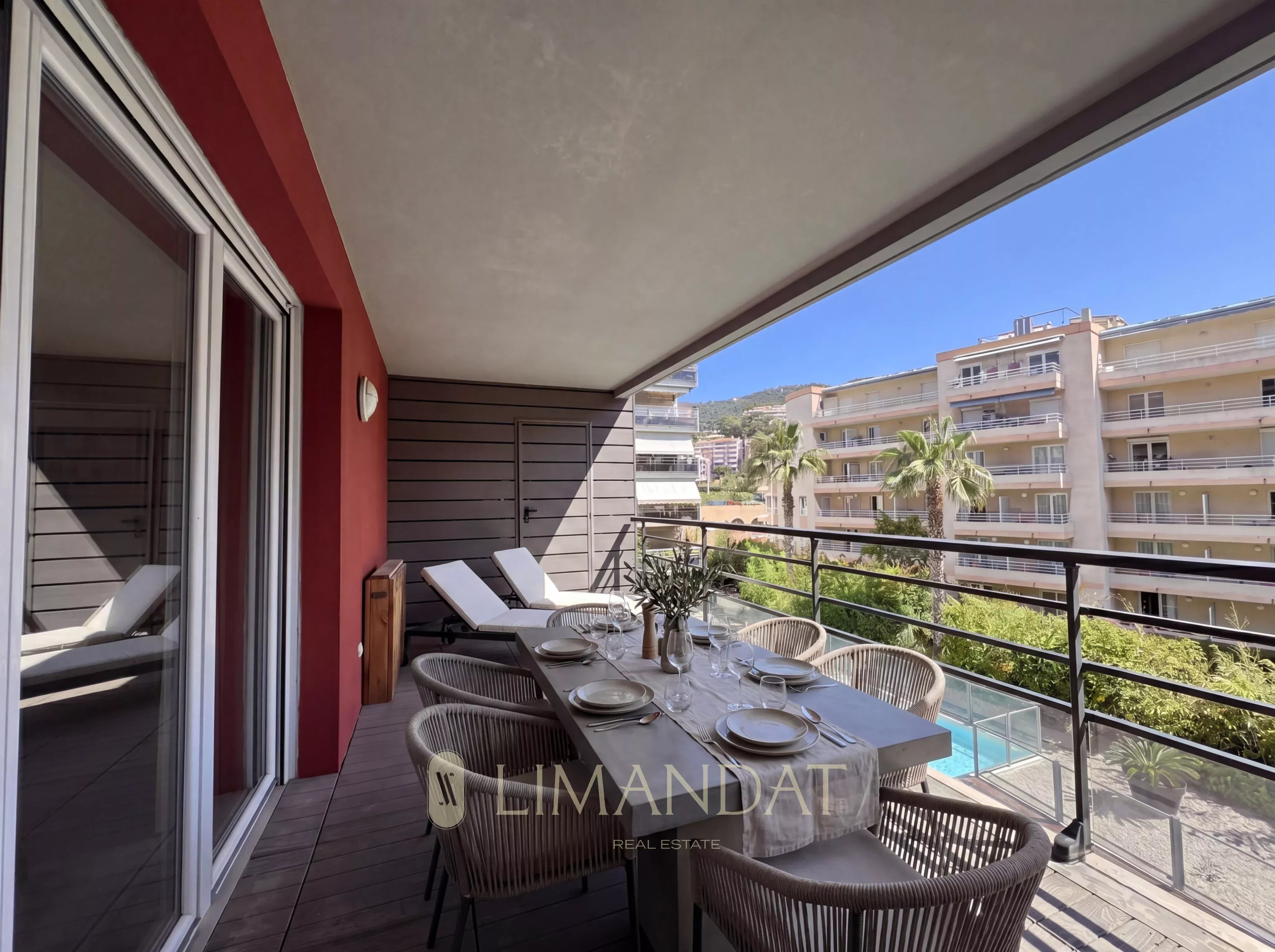 EXCLUSIVITÉ - Roquebrune-Cap-Martin – 2 pièces 37 m2 avec terrasse 16 m2, cellier et Garage