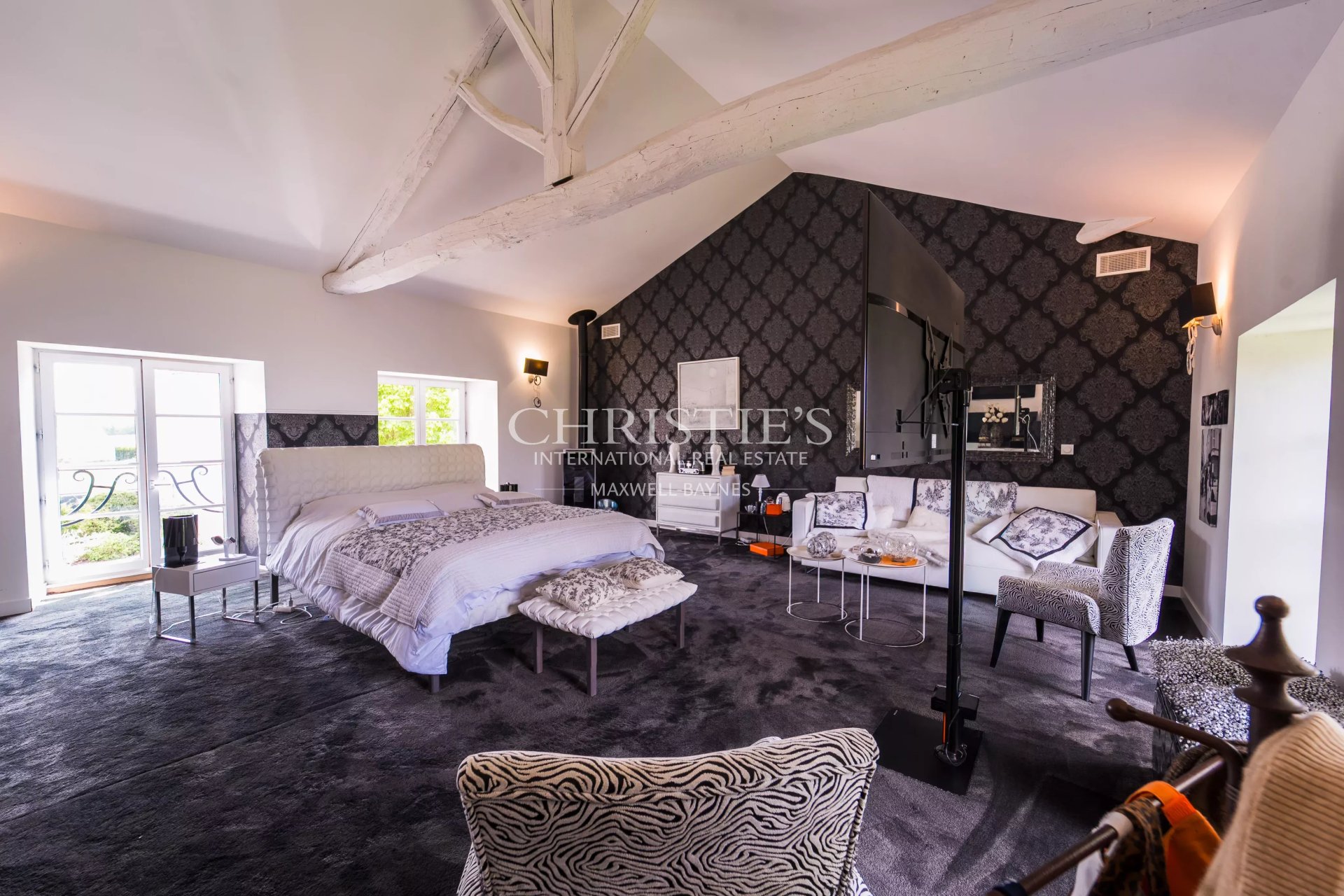 4 Bedroom Villa/Townhouse's Image 19