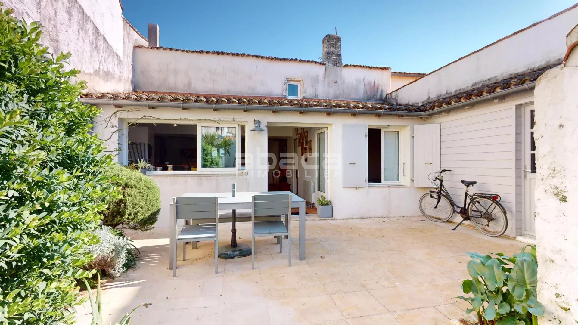Agence immobilière de 